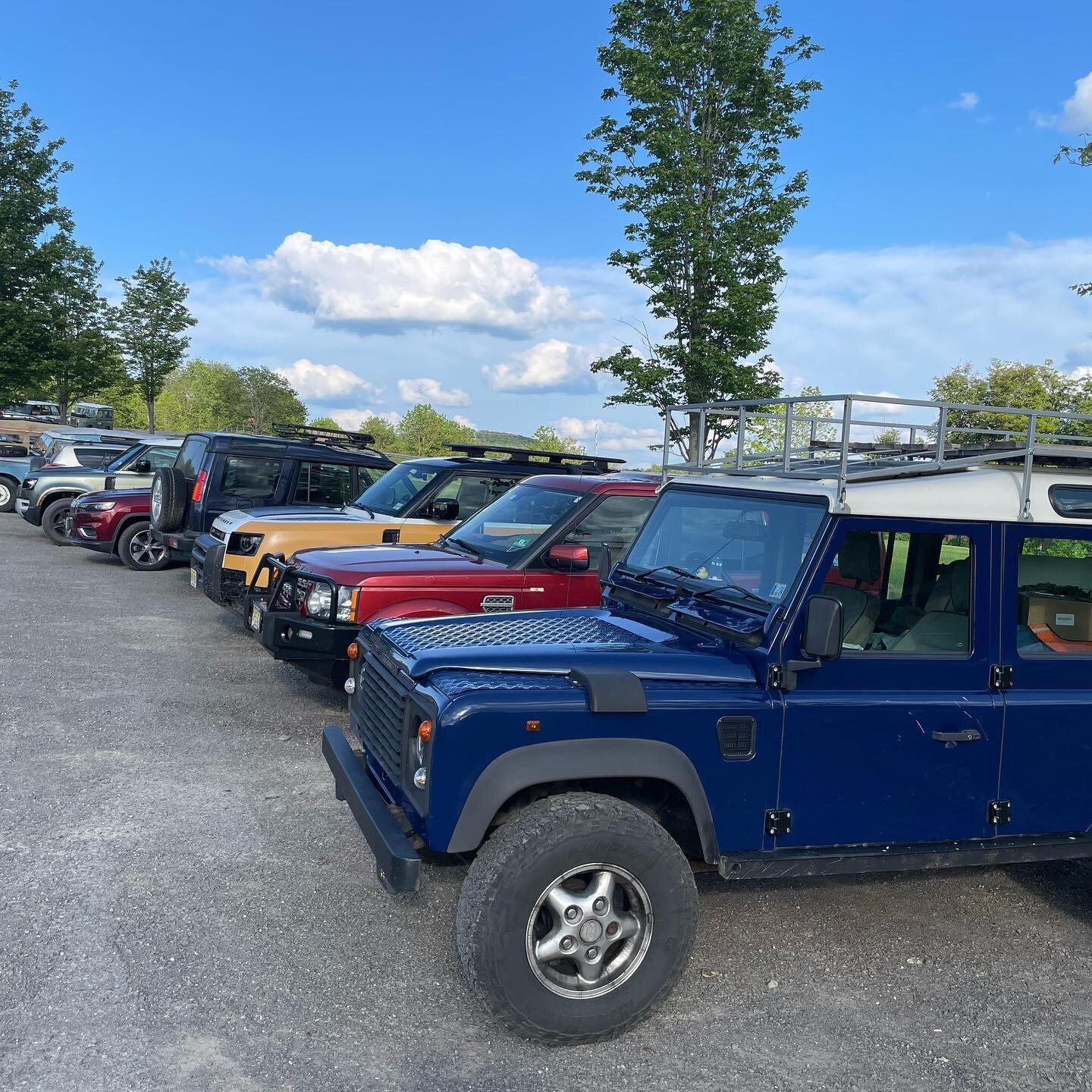 ANARC would like your photos and video of the Diamond Jubilee.  We will store and display them on the ANARC website.  This will be a repository for Jubilee photos and a digital time capsule. (Hello Land Rover 100 attendees. Did anyone import a diesel