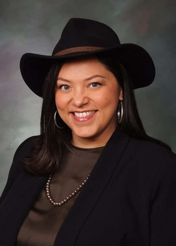 Julie Gonzales Headshot