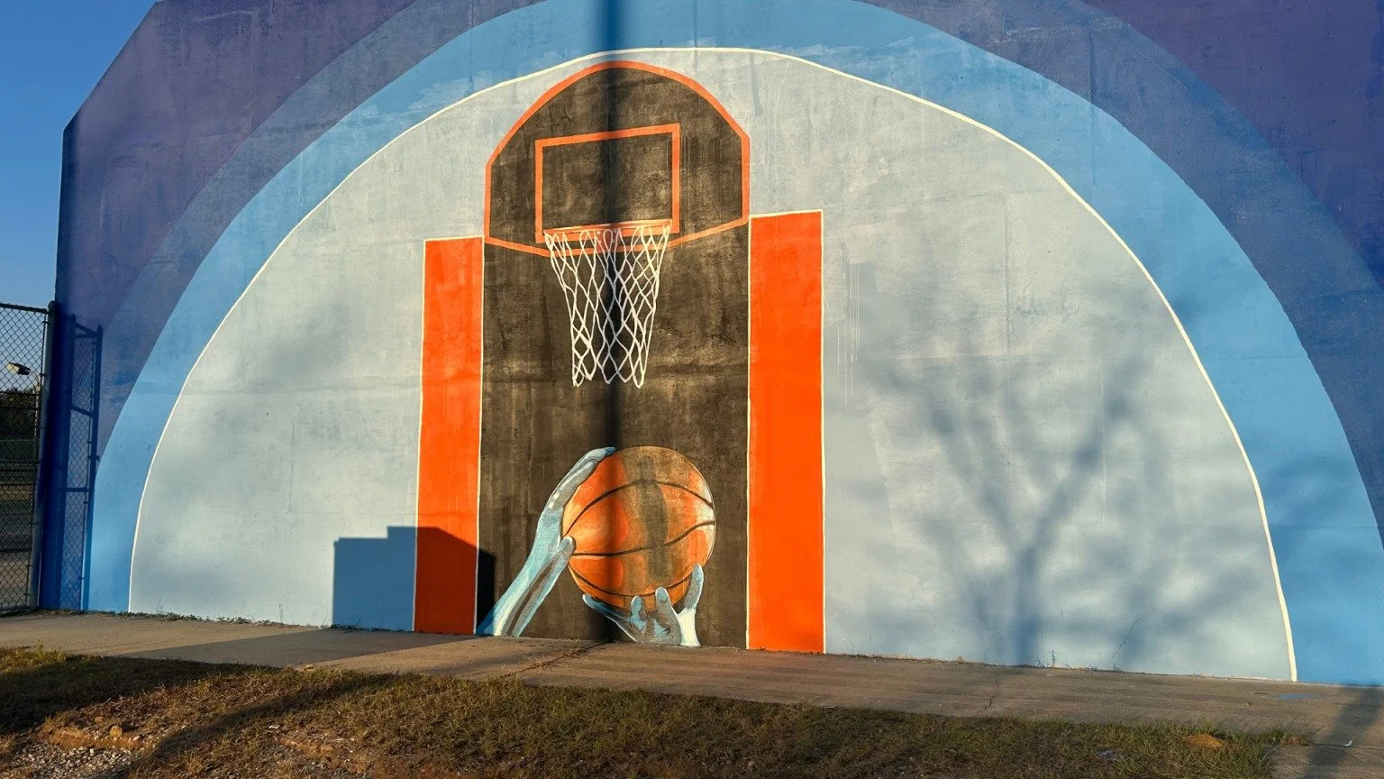🎉 We are excited to share the news coverage of our recent Mural Reveal at the Frank D. Chester Recreation Center! 🏀🎨 𝗖𝗲𝗻𝘁𝗲𝗿 𝗖𝗼𝘂𝗿𝘁, a vibrant mural brought to life by talented local artist, @andrewtatum.art, as part of our Painted Spaces