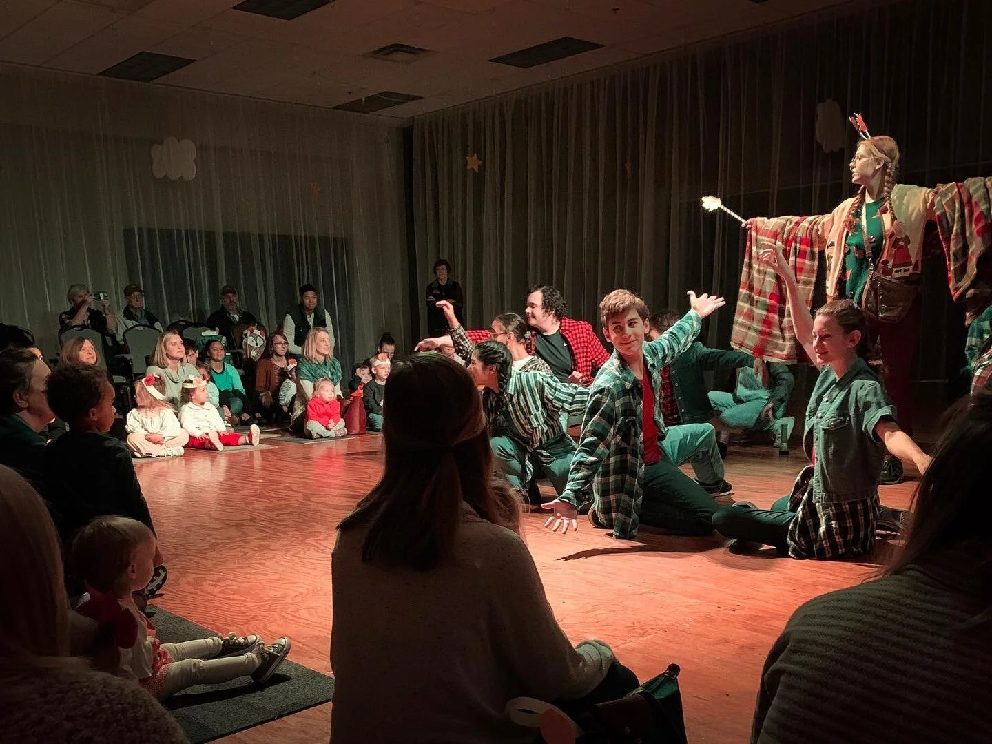 (Pre-Covid+Springer+Theatre+for+the+Very+Young+performance.jfif