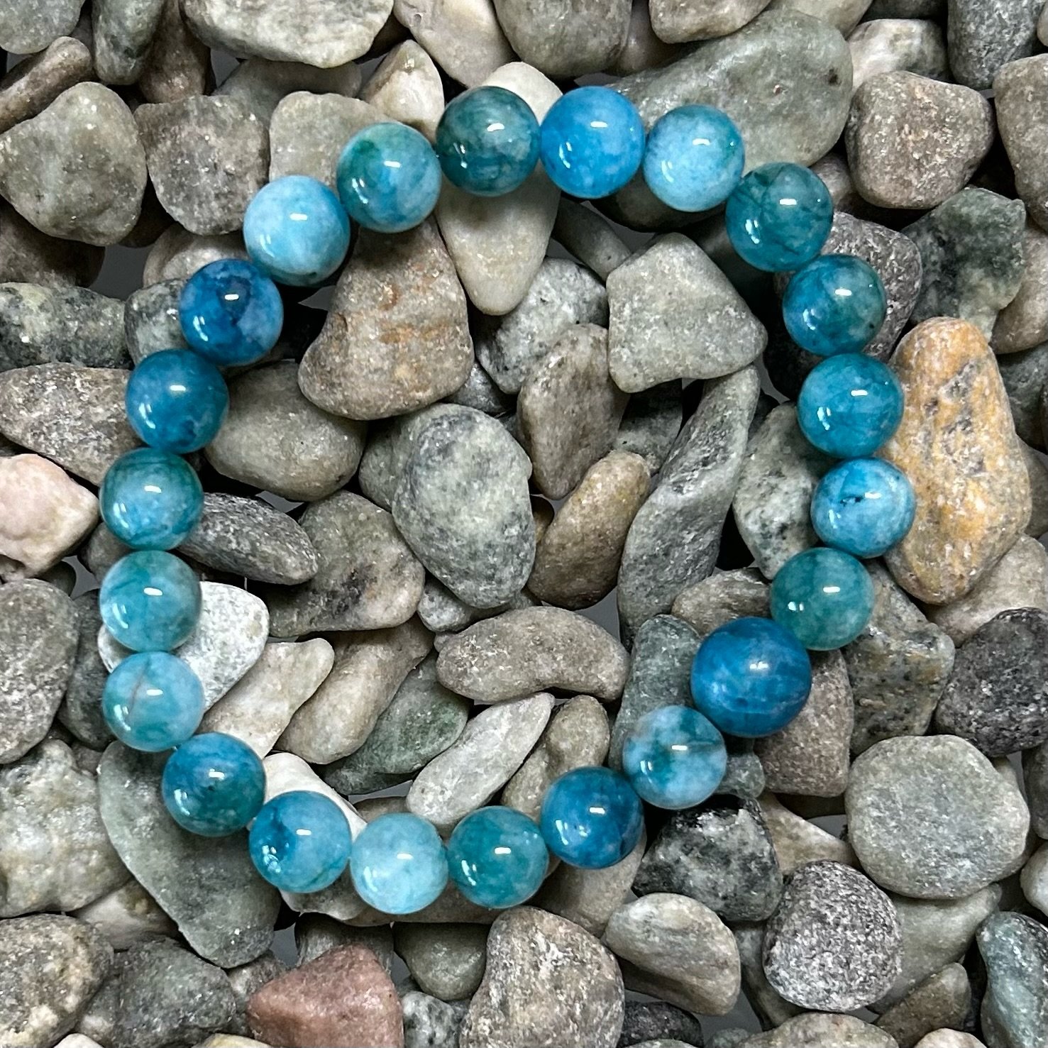 Apatite 8mm Bracelet (1)