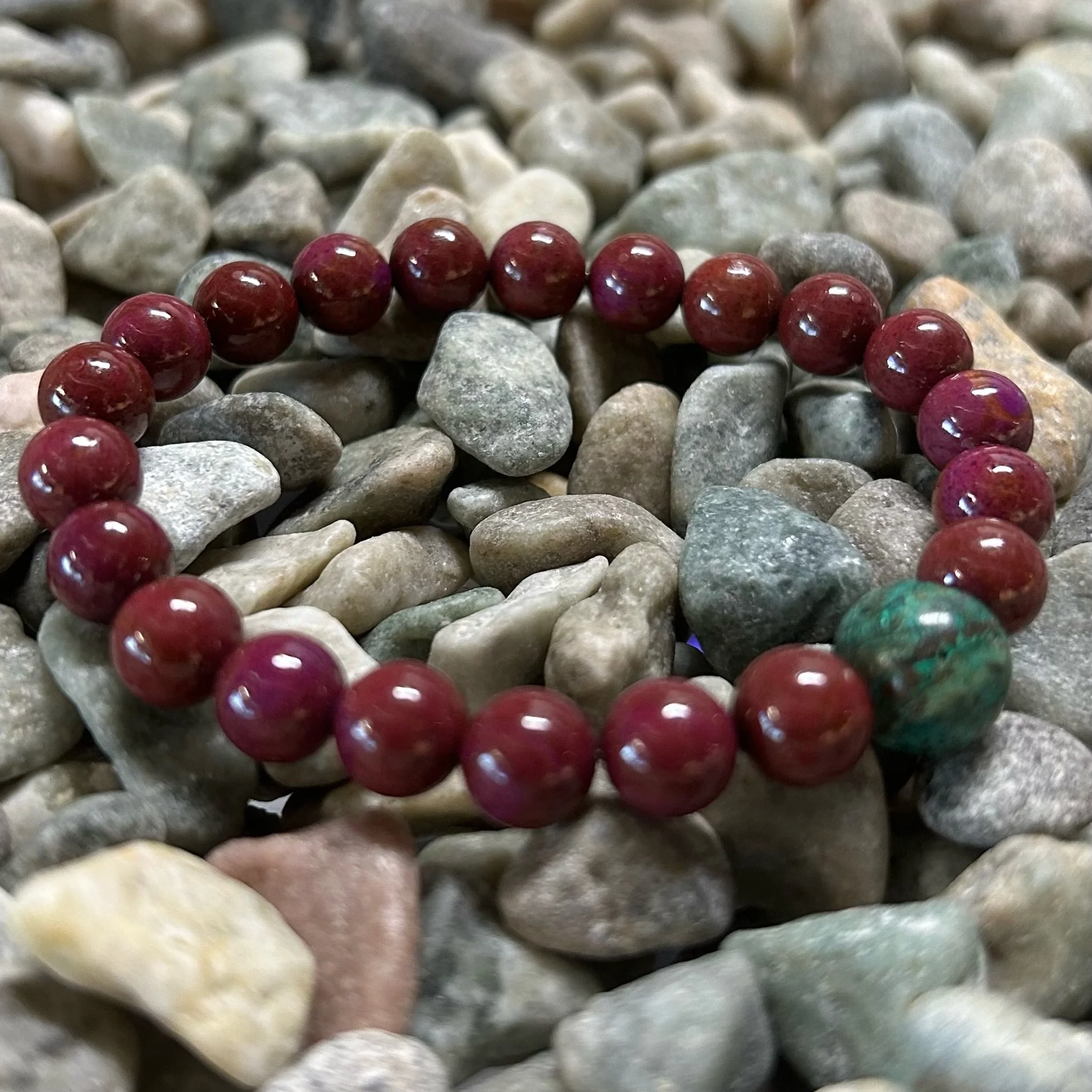 Phosphosiderite 8mm bracelet (2)
