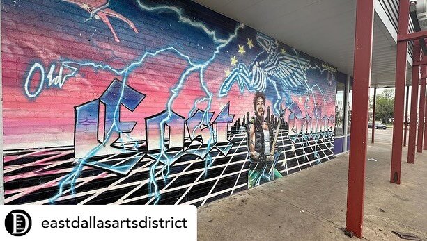 Posted @withregram &bull; @eastdallasartsdistrict Did you know about this amazing mural right around the corner from Art on Main?  Created by artist Michael McPheeters, it captures the spirit of Old East Dallas through bold colors and retro themes. M