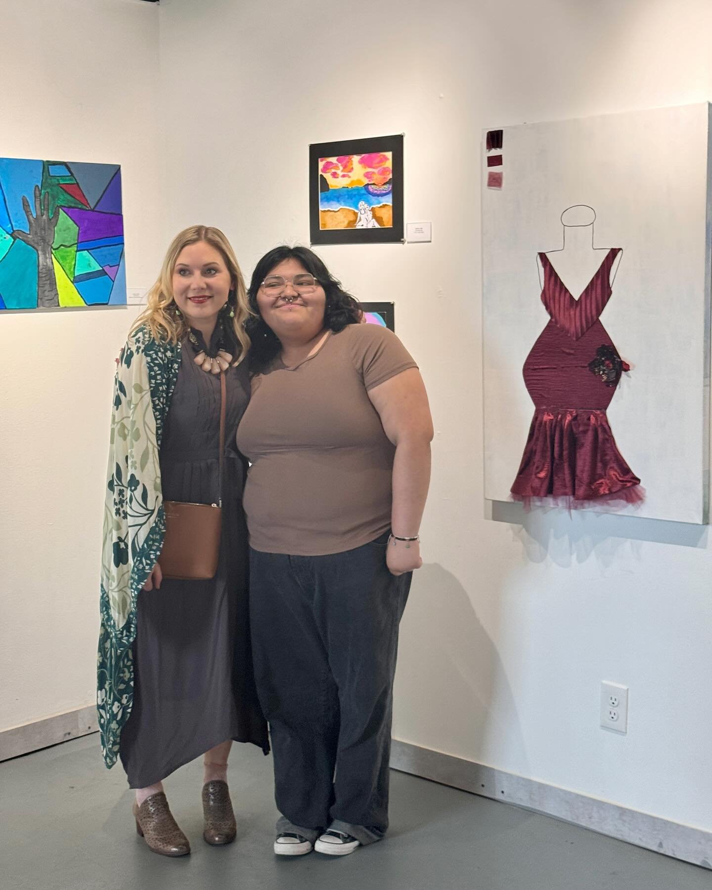 Thank you to everyone who joined us for the @wwhs.visualart @woodrowwilsonhighschool AP art students exhibition opening reception, curated by their art teacher Katrina Rasmussen. @kmrasmussenfineart
Thank you to the @wwhspta for providing the refresh