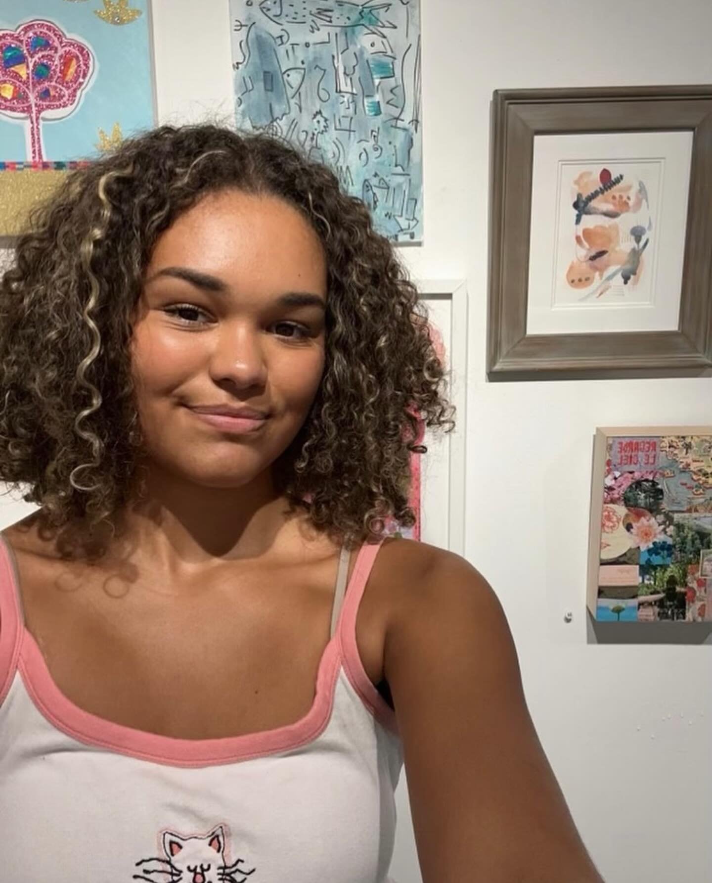 Thank you SO much Izzy @izzy_t05 @btwhspva @bookertvisual for being such an amazing and invaluable intern this past year at Art on Main! We will miss you very much!  Know you will always be a part of the Art on Main family! Congratulations on being a