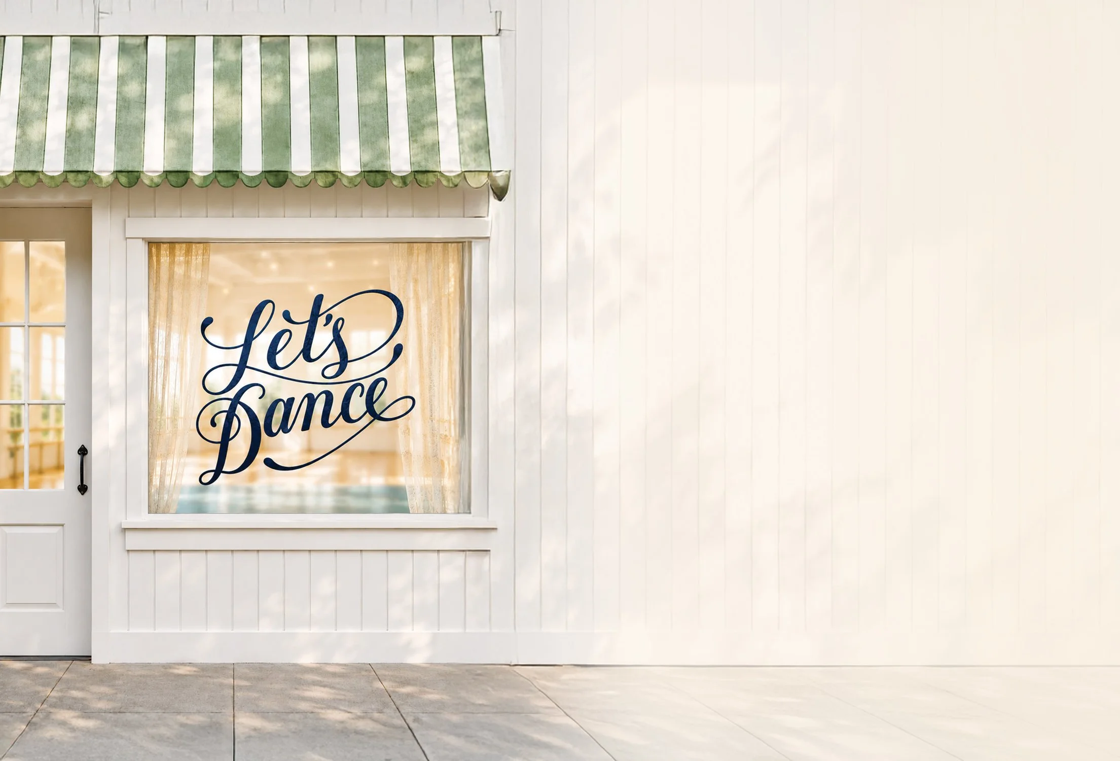 Unforgettable: <span class="sqsrte-text-color--white">Be the Dance Studio Everyone Talks About</span>