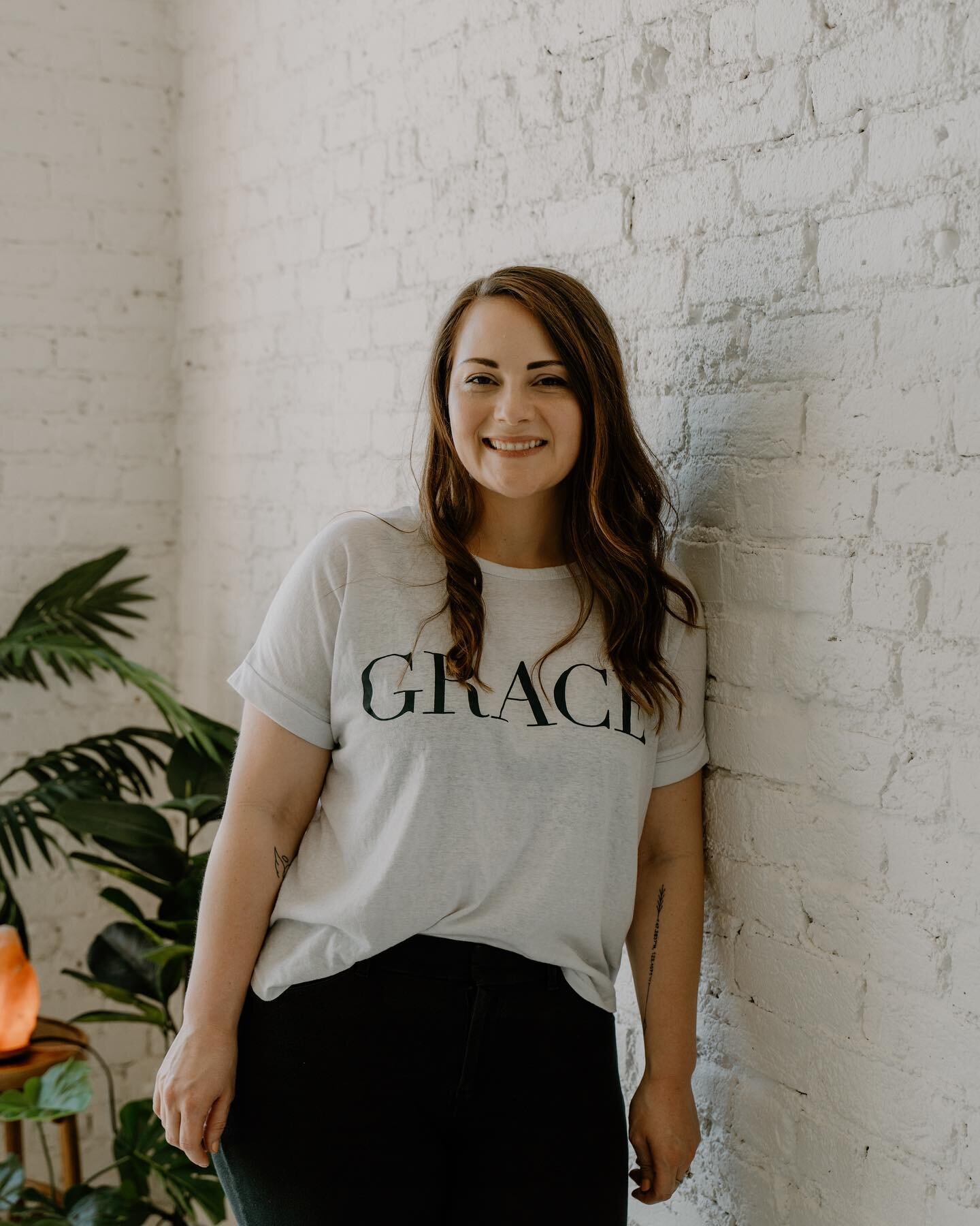 ✨Hello! So glad you are here 😊. I am the owner of Sunday Feelings Therapy, Licensed Mental Health Counselor Associate, Rachel Gilchrist.  I am a former school counselor, and am now focusing on providing therapy to teens and adults in my therapy priv