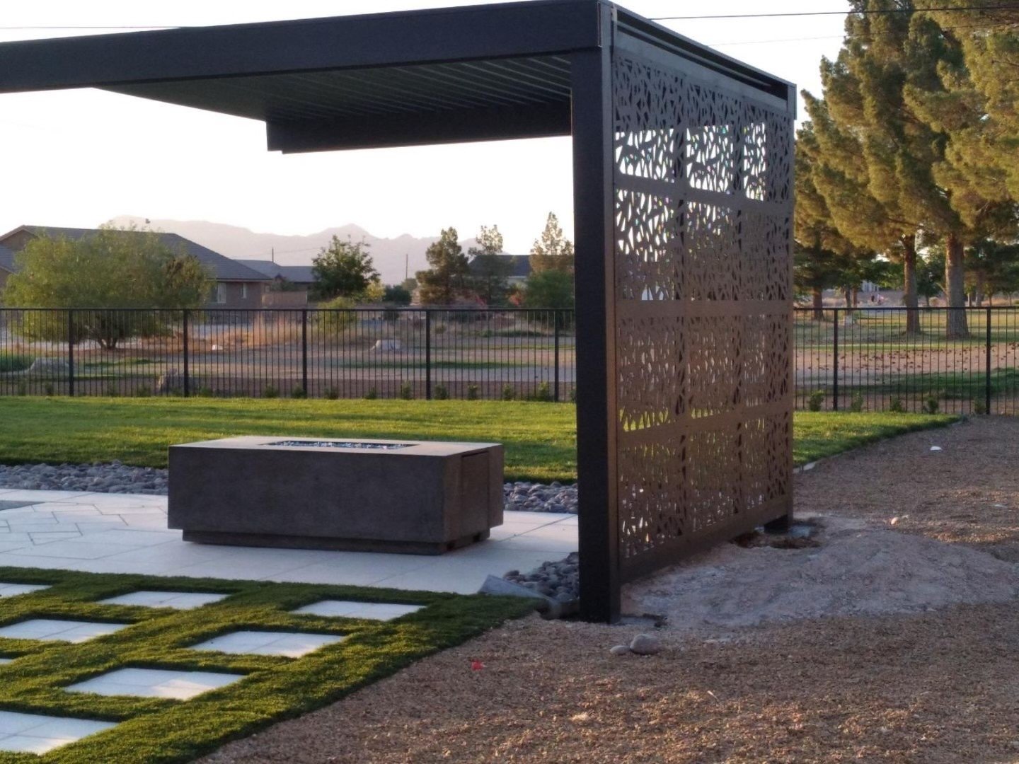 12x12 cantilever with K Soleil privacy wall-side view.jpg