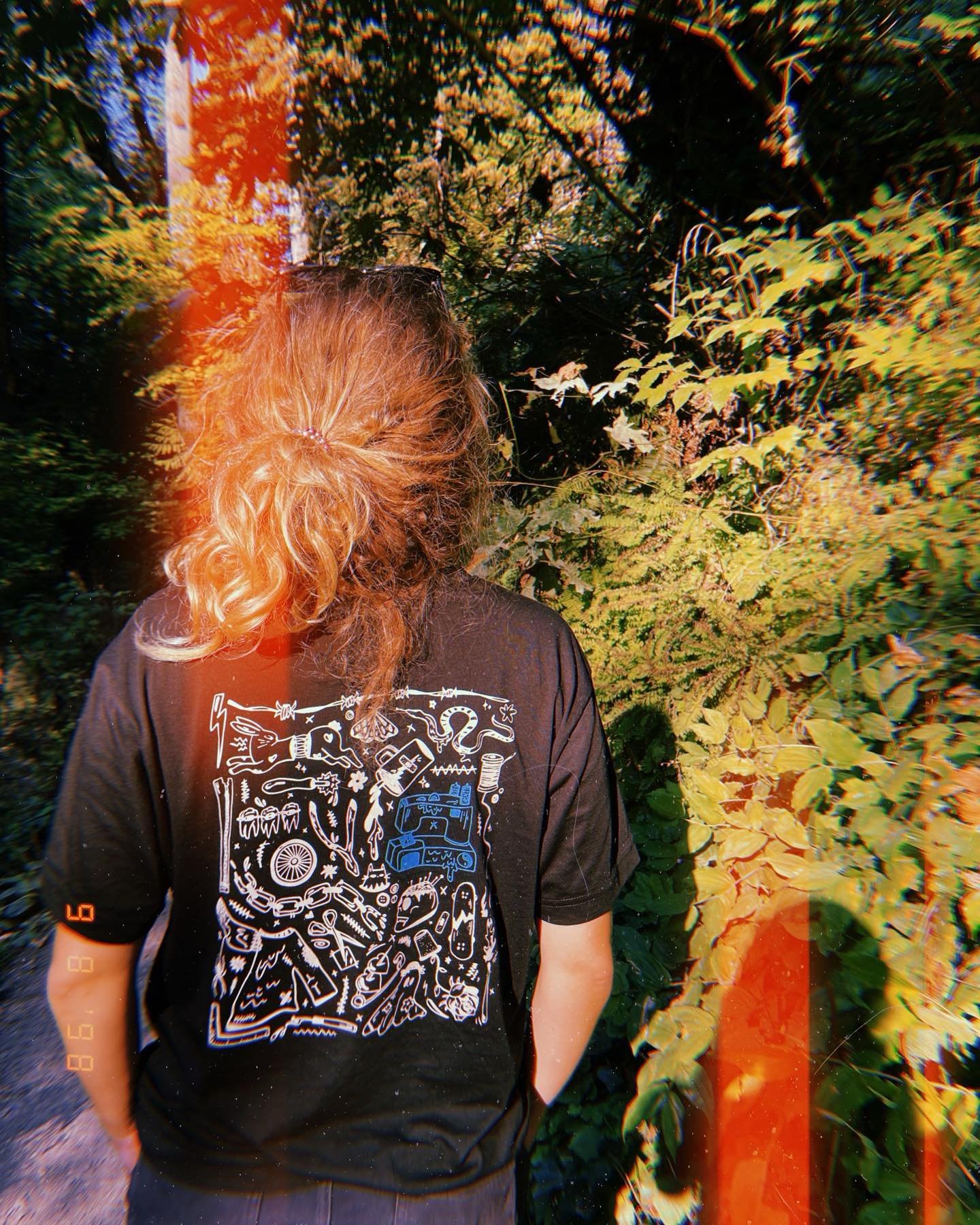 🪡Fun shirt design I did for the one and only @needle.shred 

🏔Go check them out! They&rsquo;re are out here bringing old goods back from the dead ☠️ and cookin up some of their own creations too!!

Thanks y&rsquo;all ❤️&zwj;🔥

#shirtdesign #always