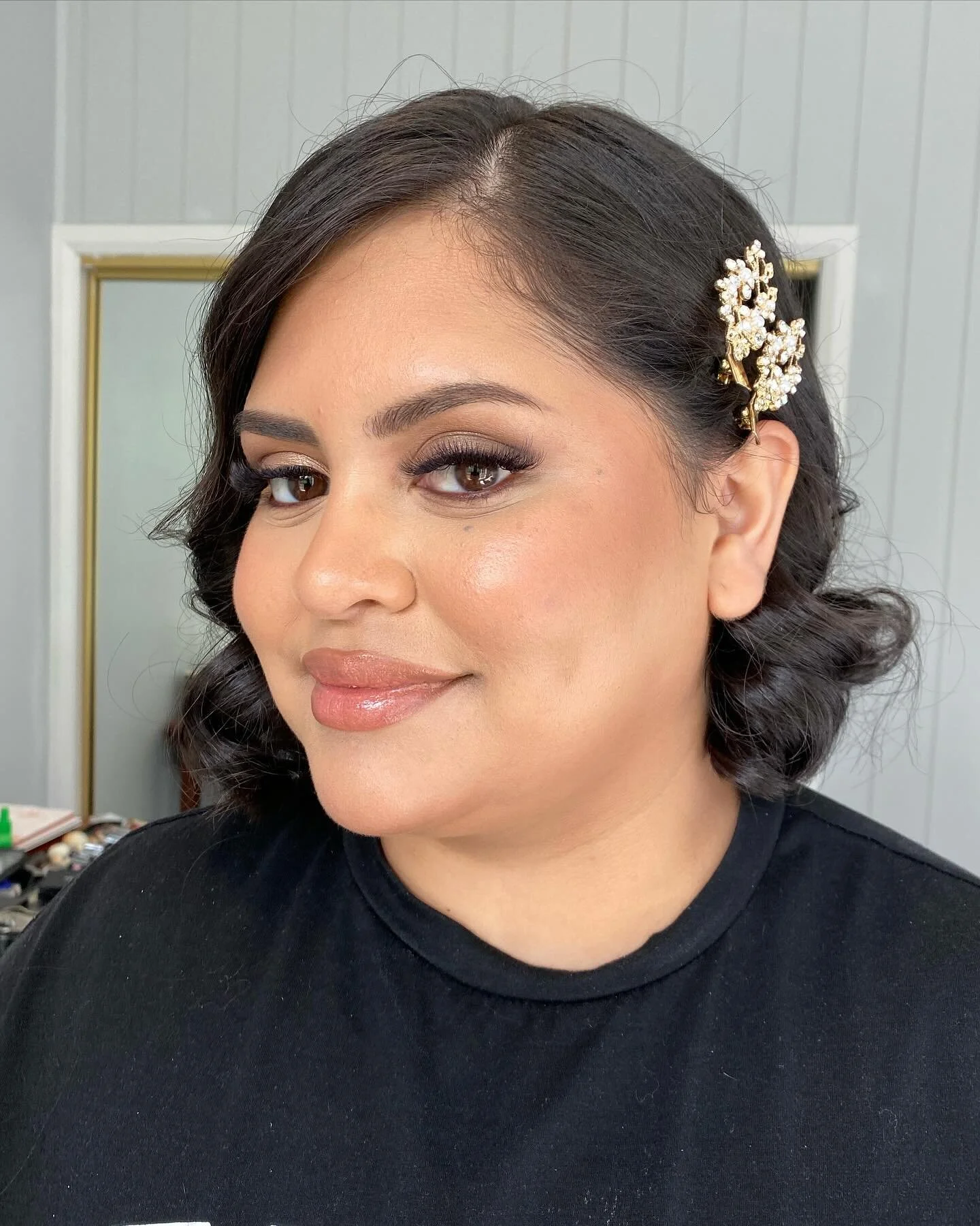 Classic Glam always wins!
•
•
•
Bridal, Special events, birthdays + more! 
- makeup
- Spray tans 
- Hair styling with @linearhaircs 
CONTACT US: 
📧  Beauty@showcasemakeup.com.au
💻  www.showcasemakeup.com.au
🖥️ https://apps.kitomba.