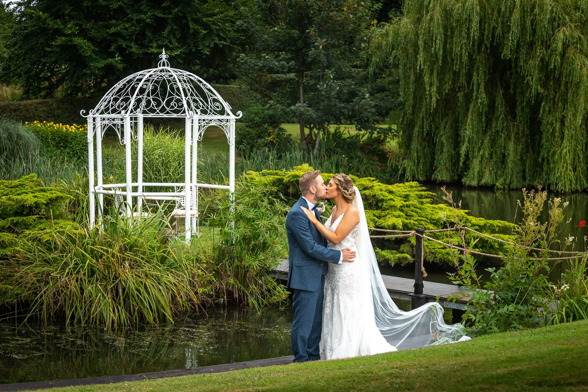 Summer-Wedding-photographer.jpg