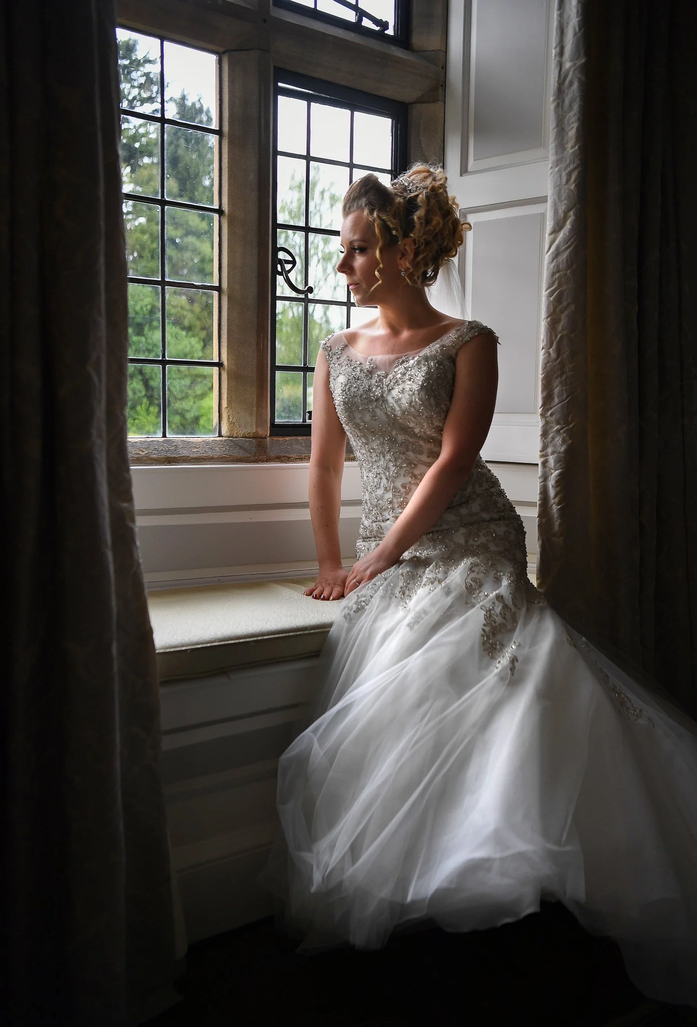 bride awaiting her groom photographed by UK wedding photographer chris peach photography
