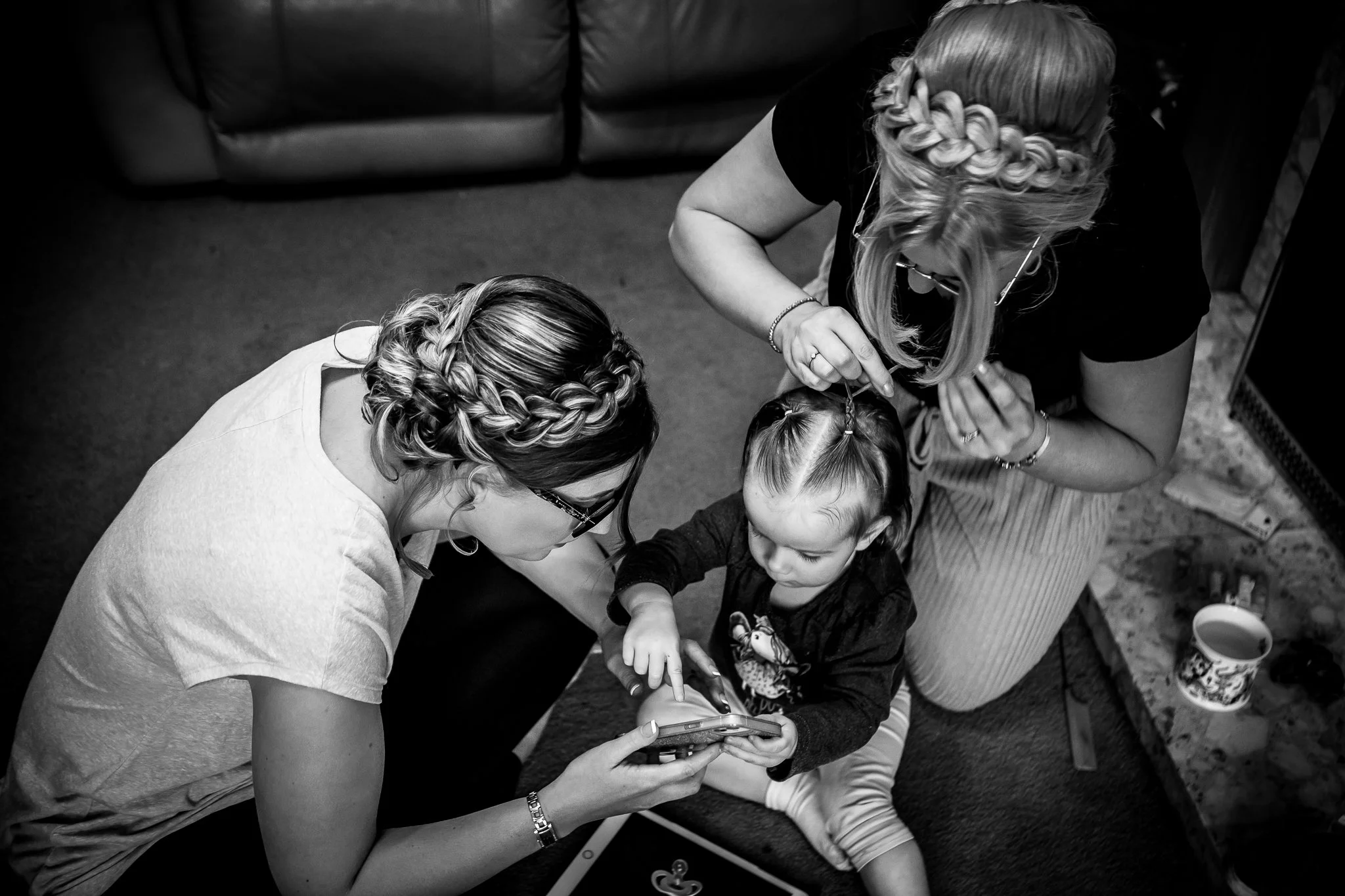 flowergirl photographed by UK wedding photographer chris peach photography