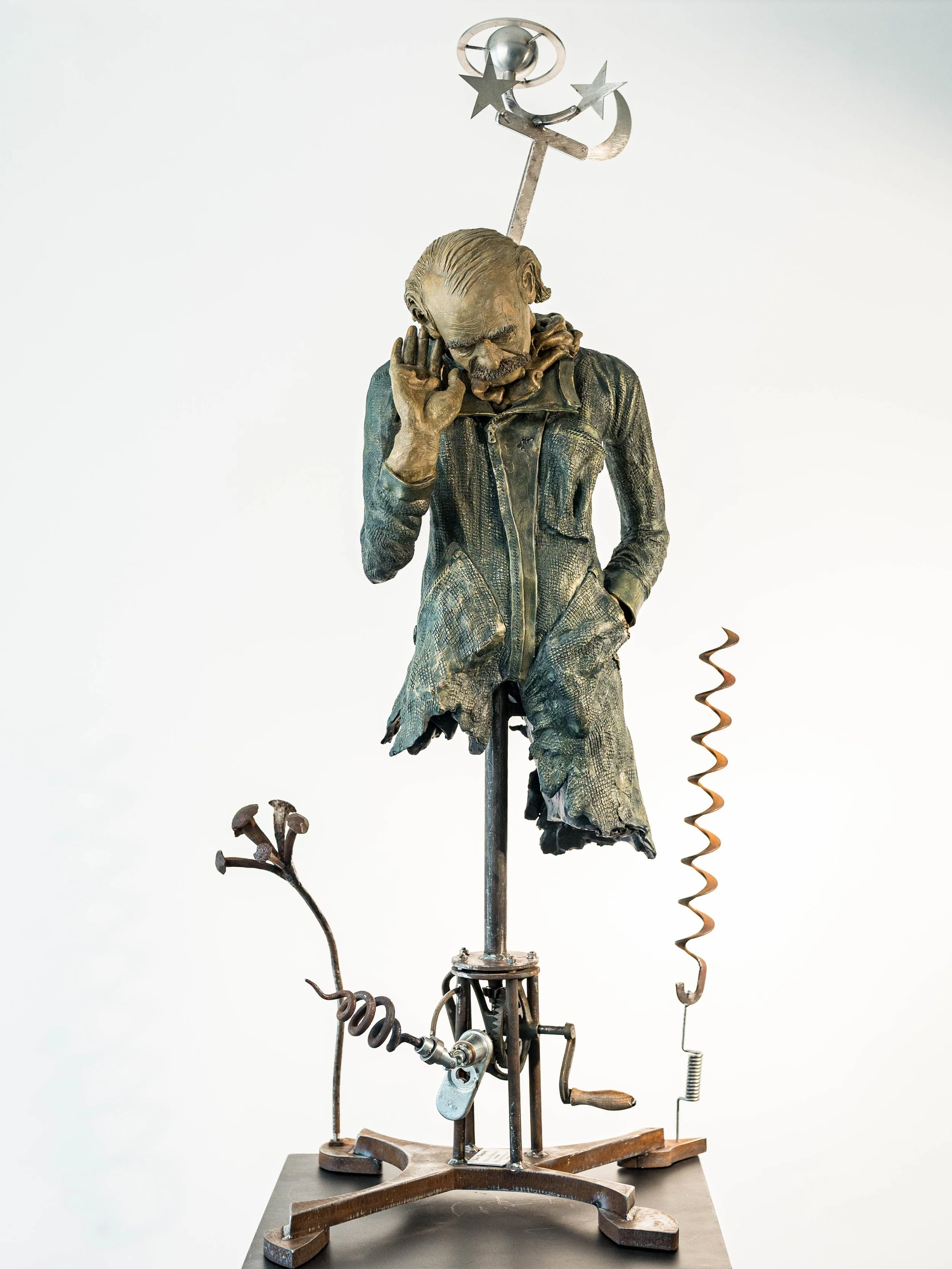 casse tête, sculpture contemporaine hommage à Jean Tinguely par Anita de Nervaud.