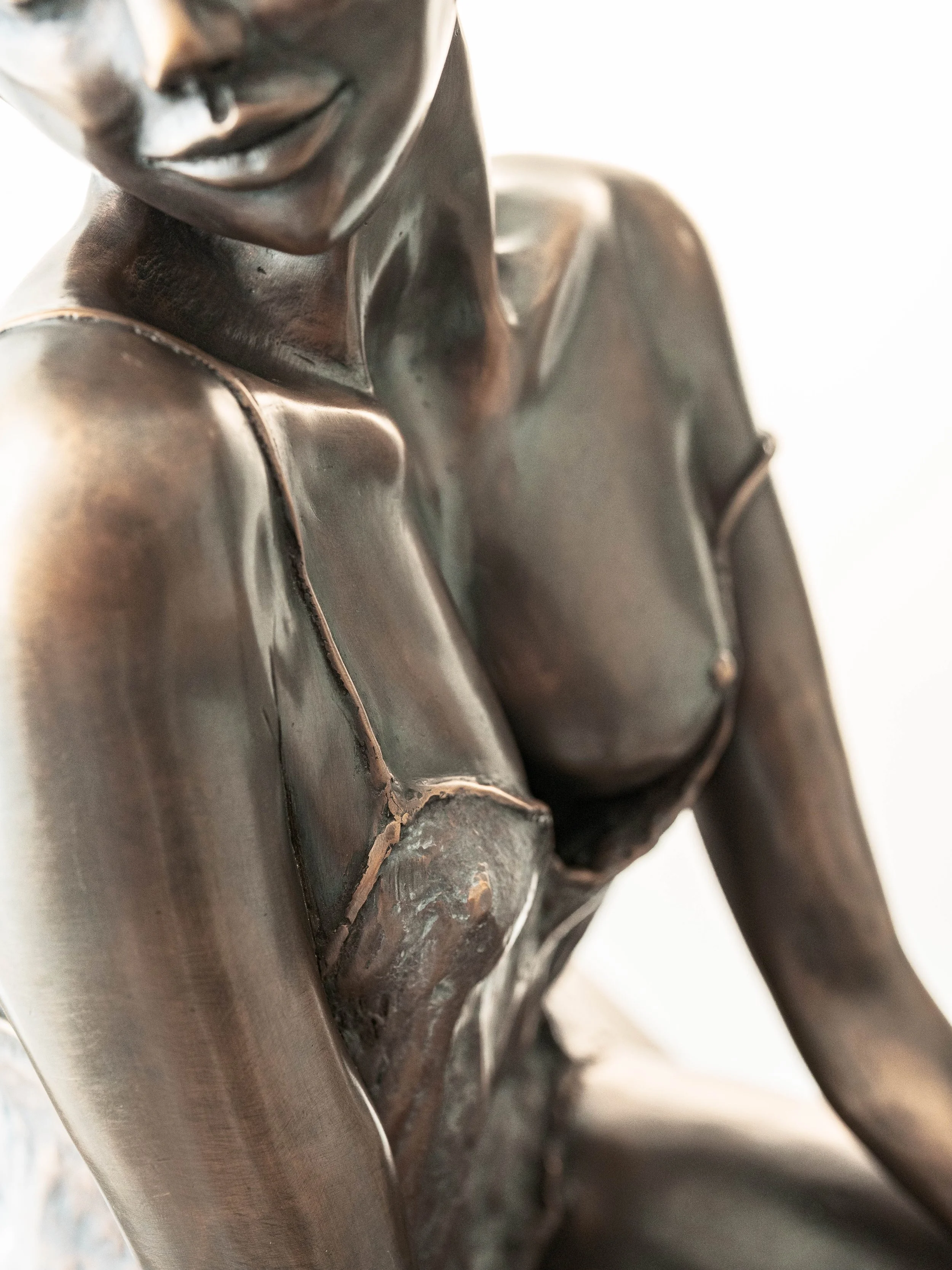 Féminité – Sculpture en bronze | Anita de Nervaud