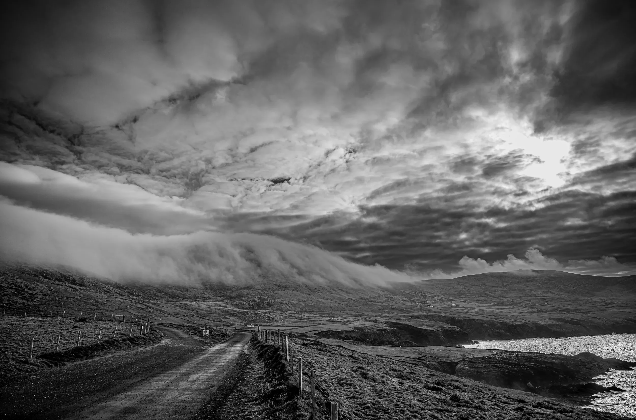  Creeping Clouds   / “Landscape“ Selection / Low clouds silently drifting across the slopes of Bolus Head in the still air / Skellig Ring, 2023   KYI-014