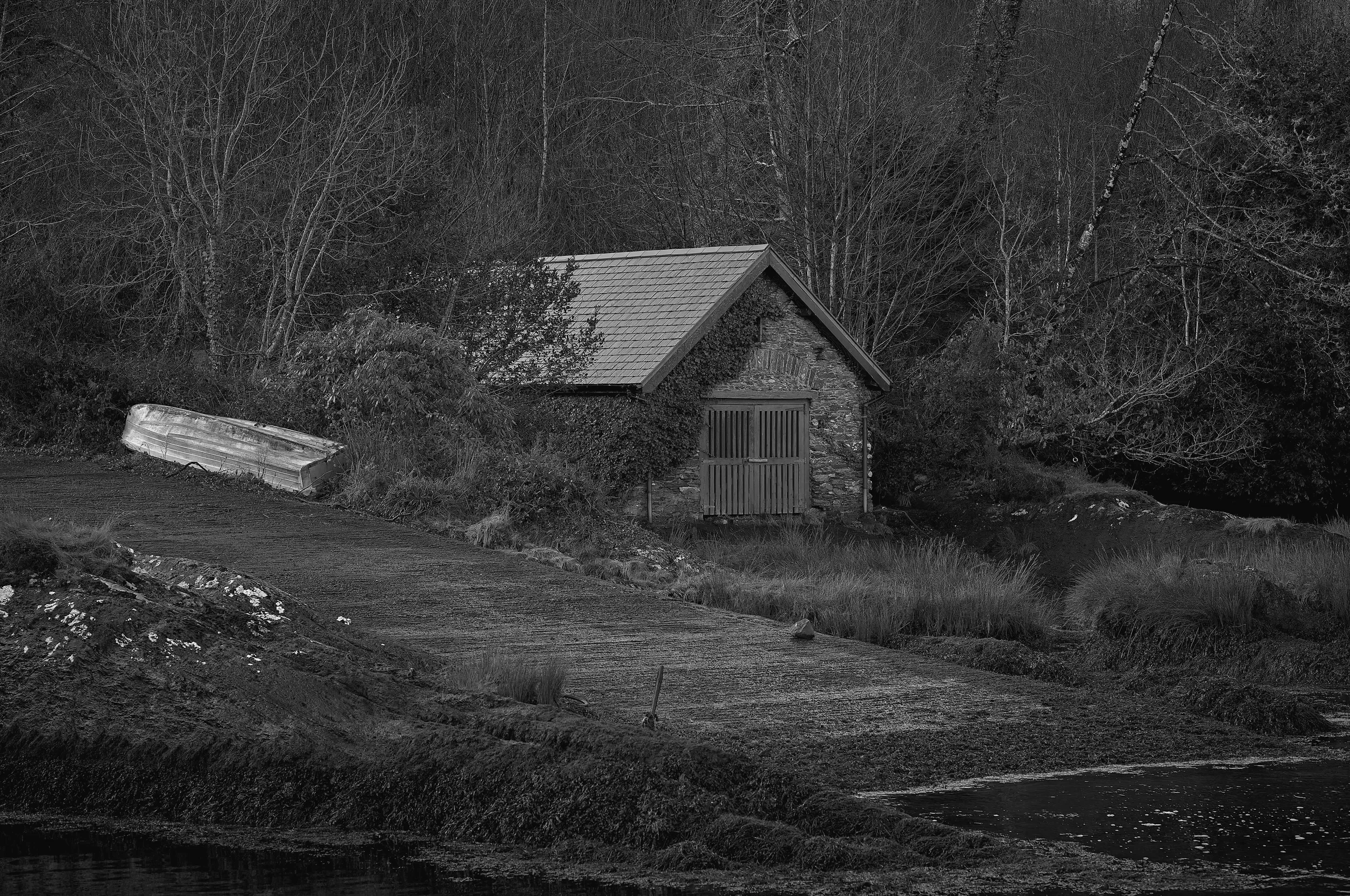   Forgotten Chapter   / The secluded boathouse recalling Blackwater's maritime past / Ring of Kerry, 2025   IRP-029