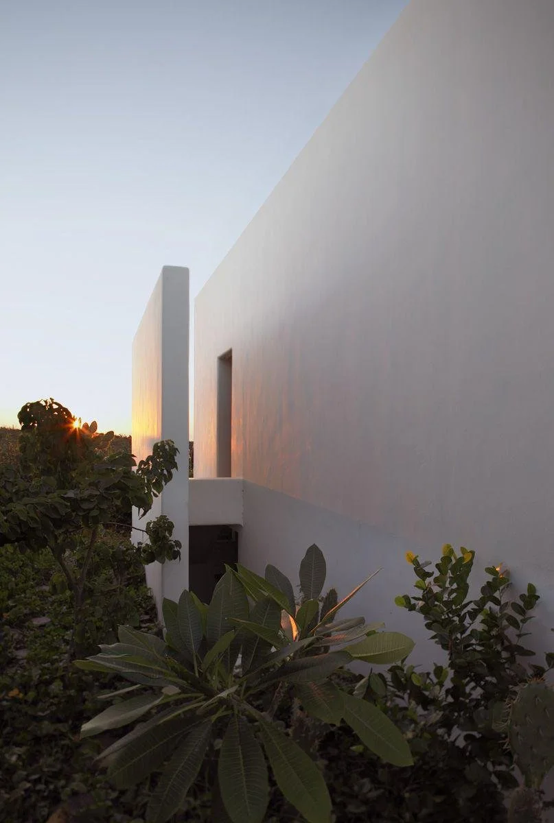 WhatsApp Image 2025-08-23 at 14.37.01 (2).jpeg