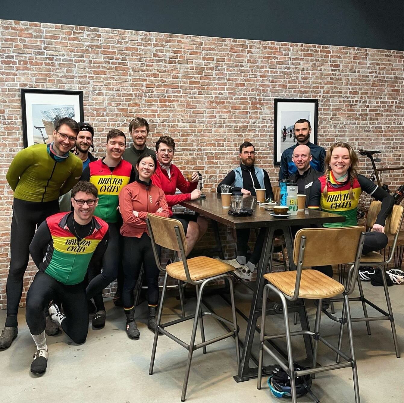 ❤️💛💚 🚴🏼🚴🏼🚴🏼&zwj;♀️🚴🏼&zwj;♀️🚴🏻🚴❤️💛💚 #squadgoals - Gold groups heading out to The Archive today! (100k ish/ 1100elevation @ 24 steady pace) &bull;&bull;&bull; @thearchive.works @brixton_cc