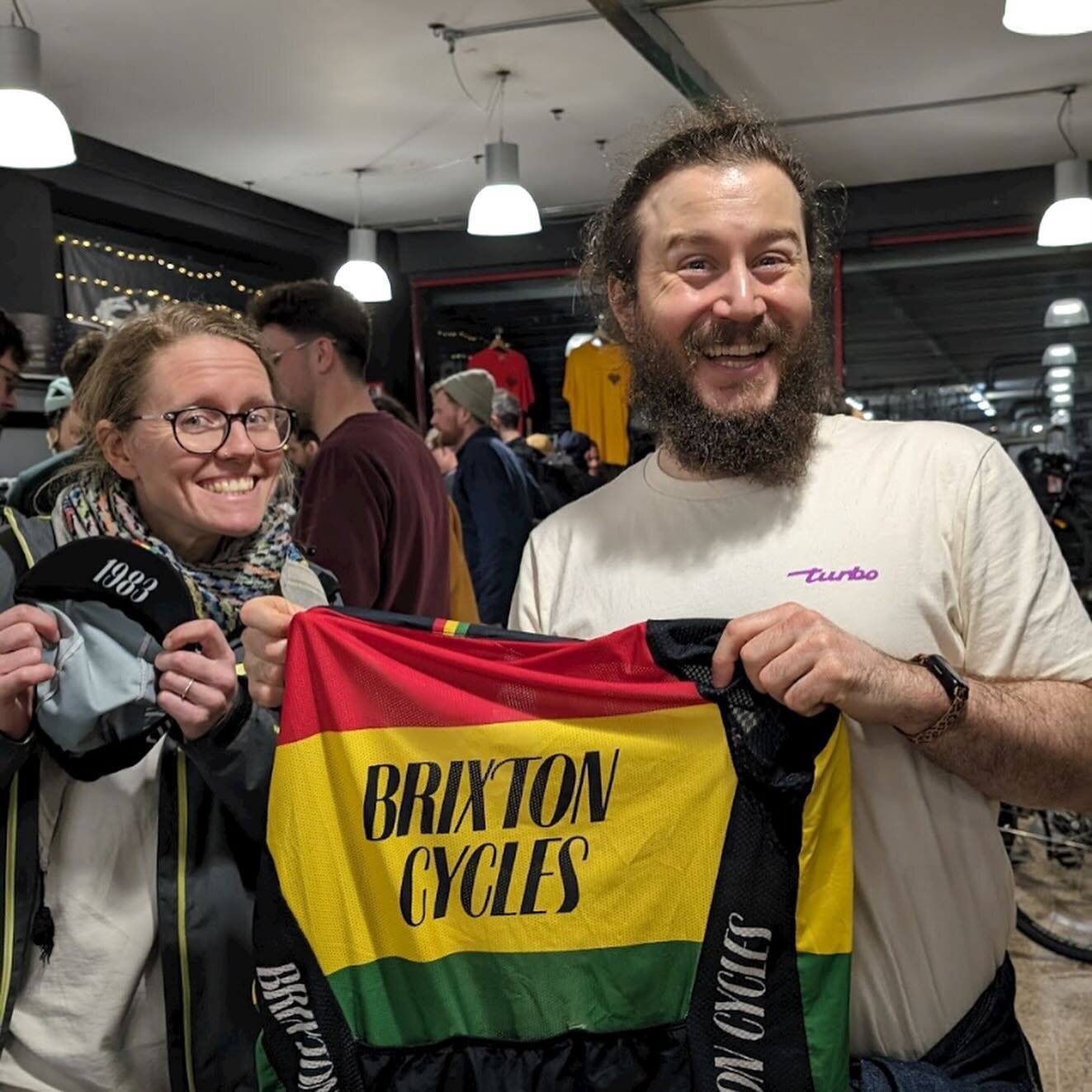 🔴🟡🟢 HUGE thanks to everyone who made it out last night for our annual Kit Swap &amp; Bioracer event at Brixton cycles. 
Lots of great volunteers and a fantastic vibe in the shop all night!

Final numbers are yet to be counted in but id assume we r