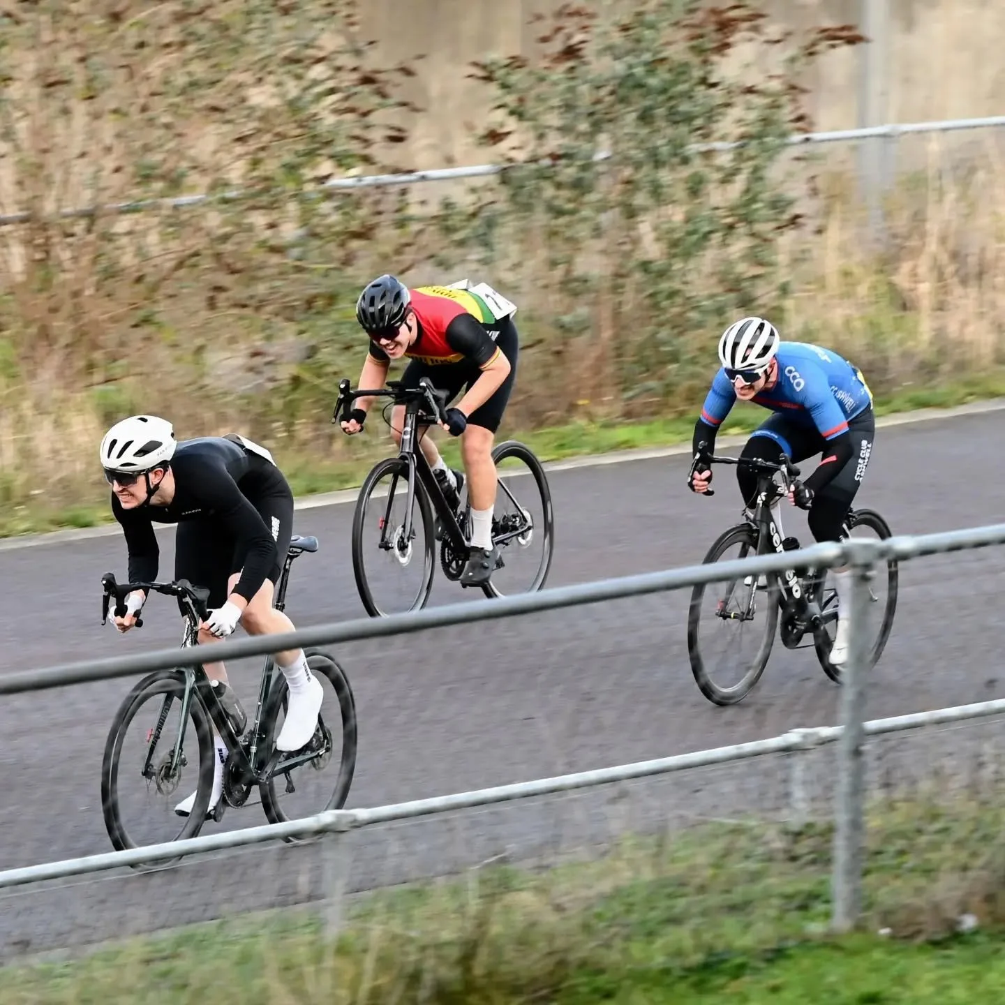 Witness @callum_cant_ and @rob.kaiser majestically sprinting to the line in the first crit of the 2026 racing season 💨