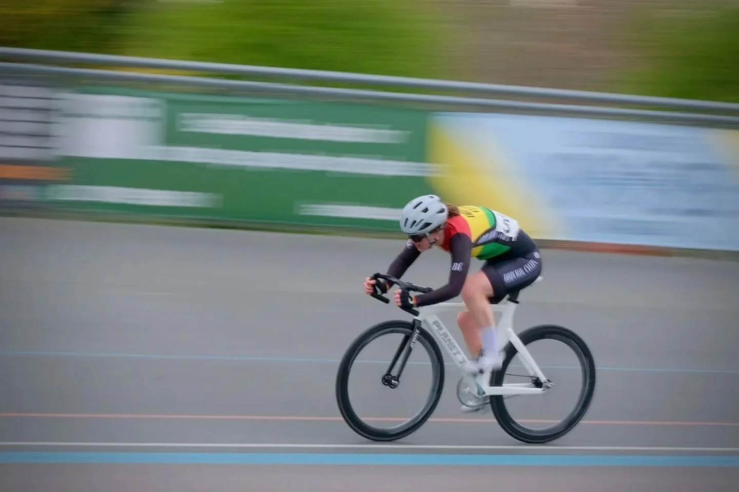 Brixton races at @hernehillvelodrome are back. Get involved 🚴🏻&zwj;♀️🚴🏼&zwj;♂️🚴🏿&zwj;♀️🚴🏽&zwj;♂️