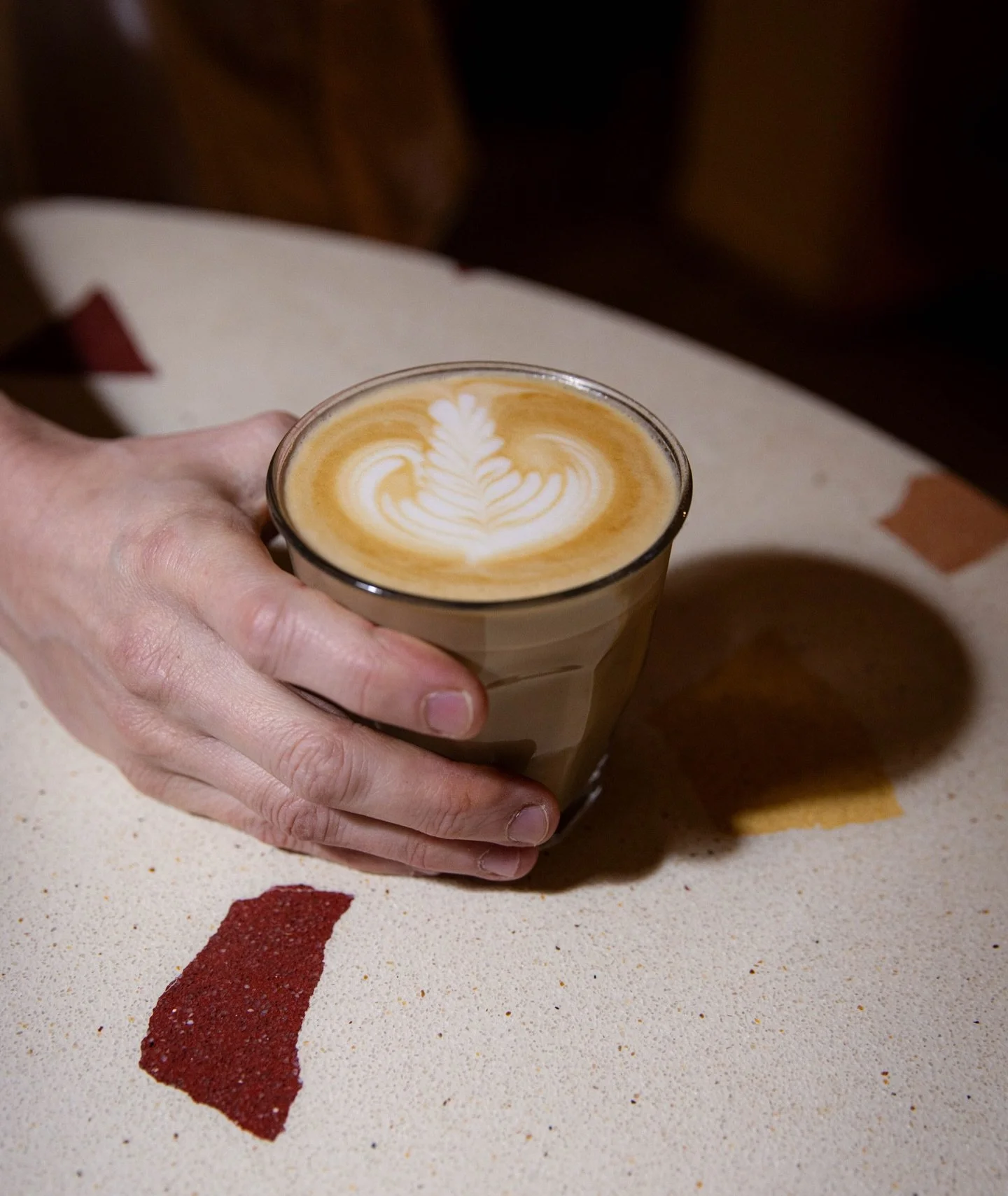 We have a new espresso from @ambientcoffee.es from Uganda. It&rsquo;s deliciously smooth, sweet &amp; juicy! Perfect for your caf&egrave; amb llet 😉

&bull;&bull;&bull;

&ldquo;Nou espresso d&rsquo;Uganda by @ambientcoffee.es! ☕️
Suau, dol&ccedil; i