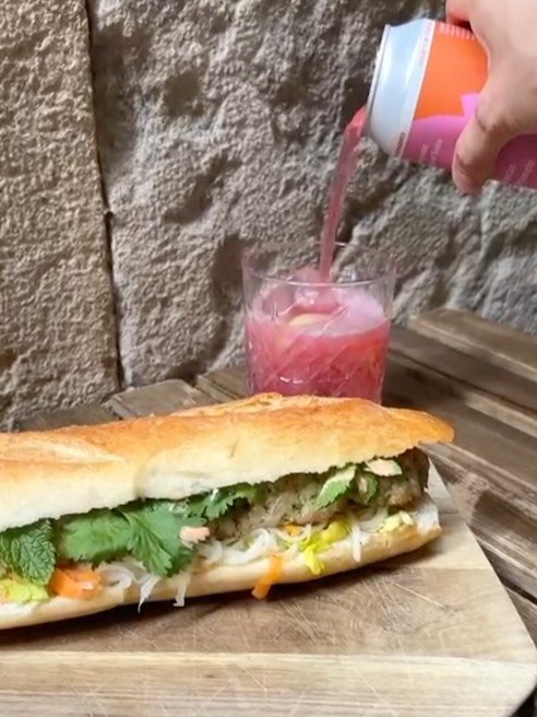 New sandwich for summer on our menu.. Reminiscing about our East-Asia travels.. 🌞&hearts;️ Vietnamese style pork sandwich with pickled daikon, carrot, lettuce, fresh mint &amp; coriander topped with sriracha mayo and a soy &amp; mirin glaze

Also no