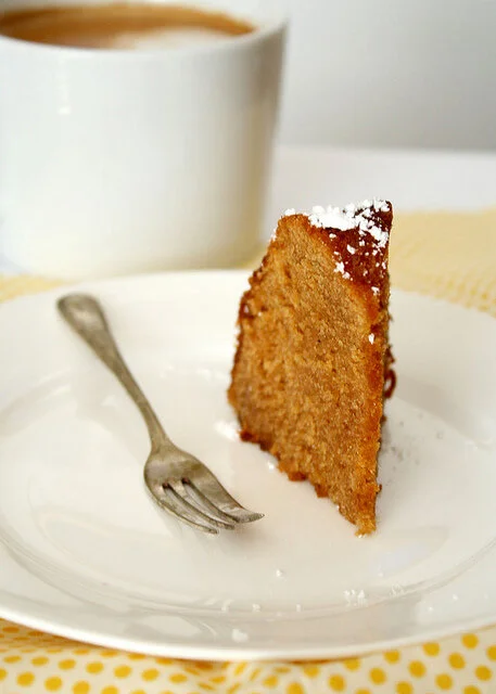 Honey & Spice Bundt Cake (NF)