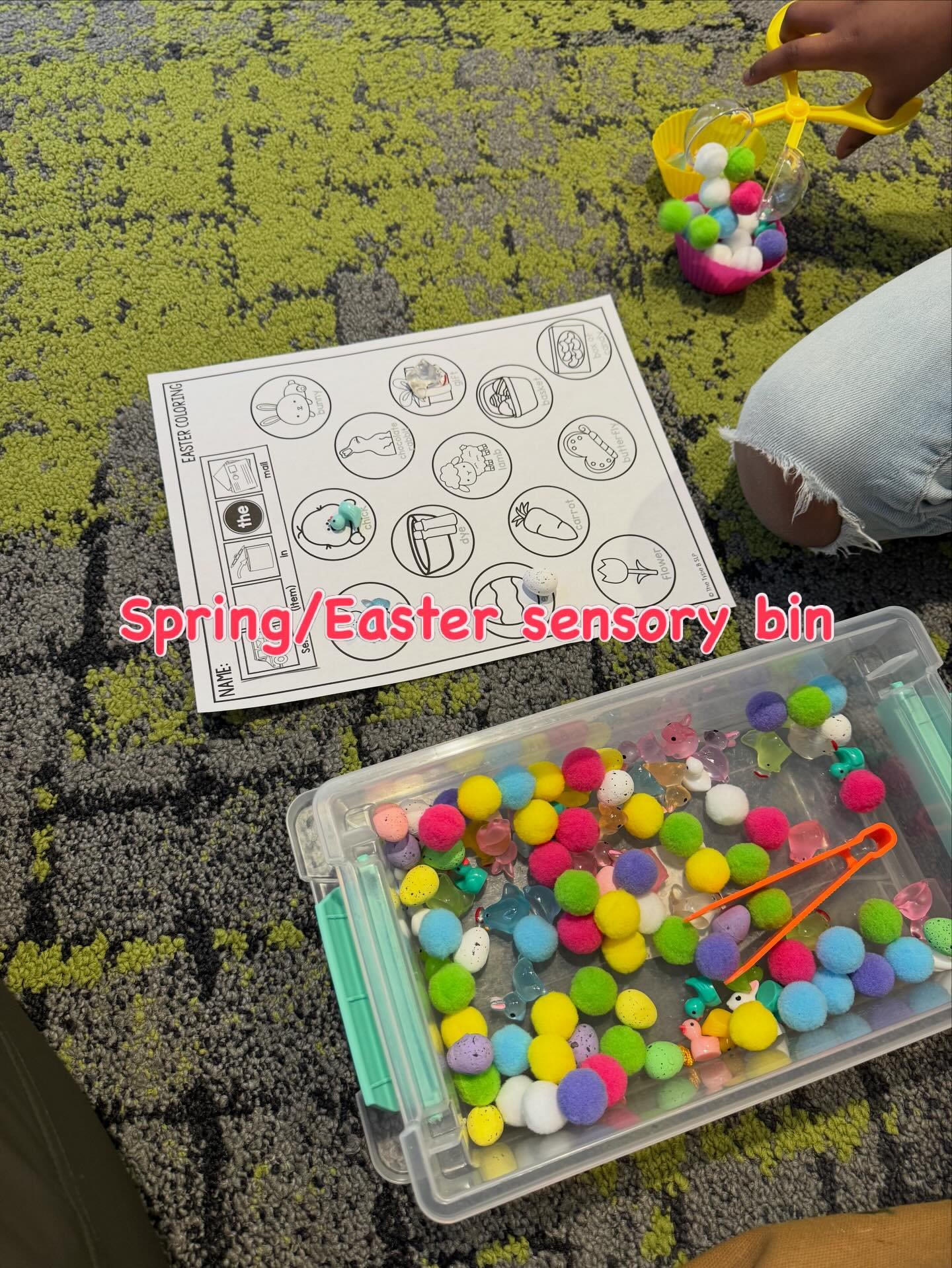 Life lately🎿☕️📥🥰🎉🎈 
So much going on but it's all good stuff! #speechtherapist #indianapolisspeechtherapy #slpmom #speechlanguagepathologist