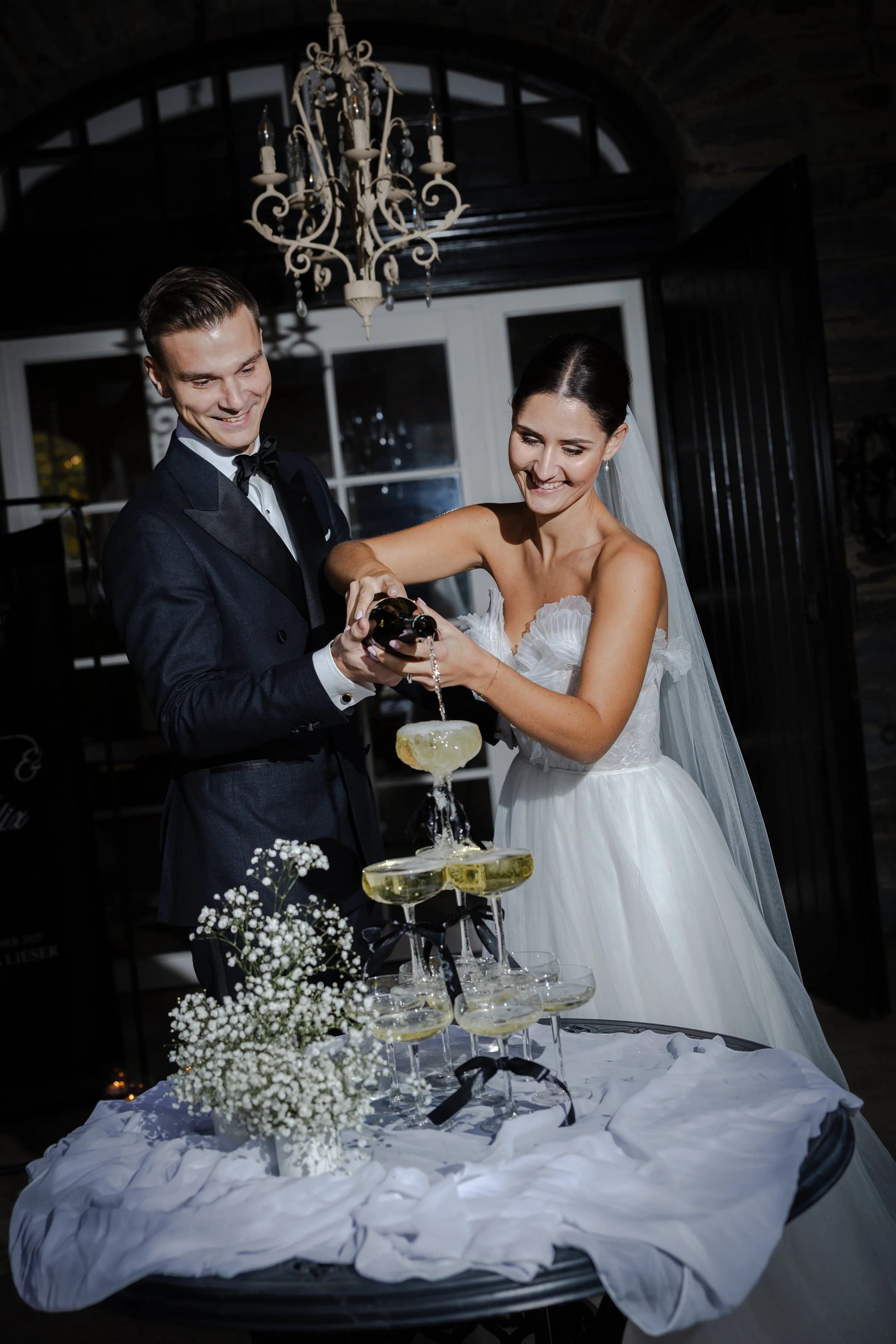 Curves & Champagne by AM-33.jpg