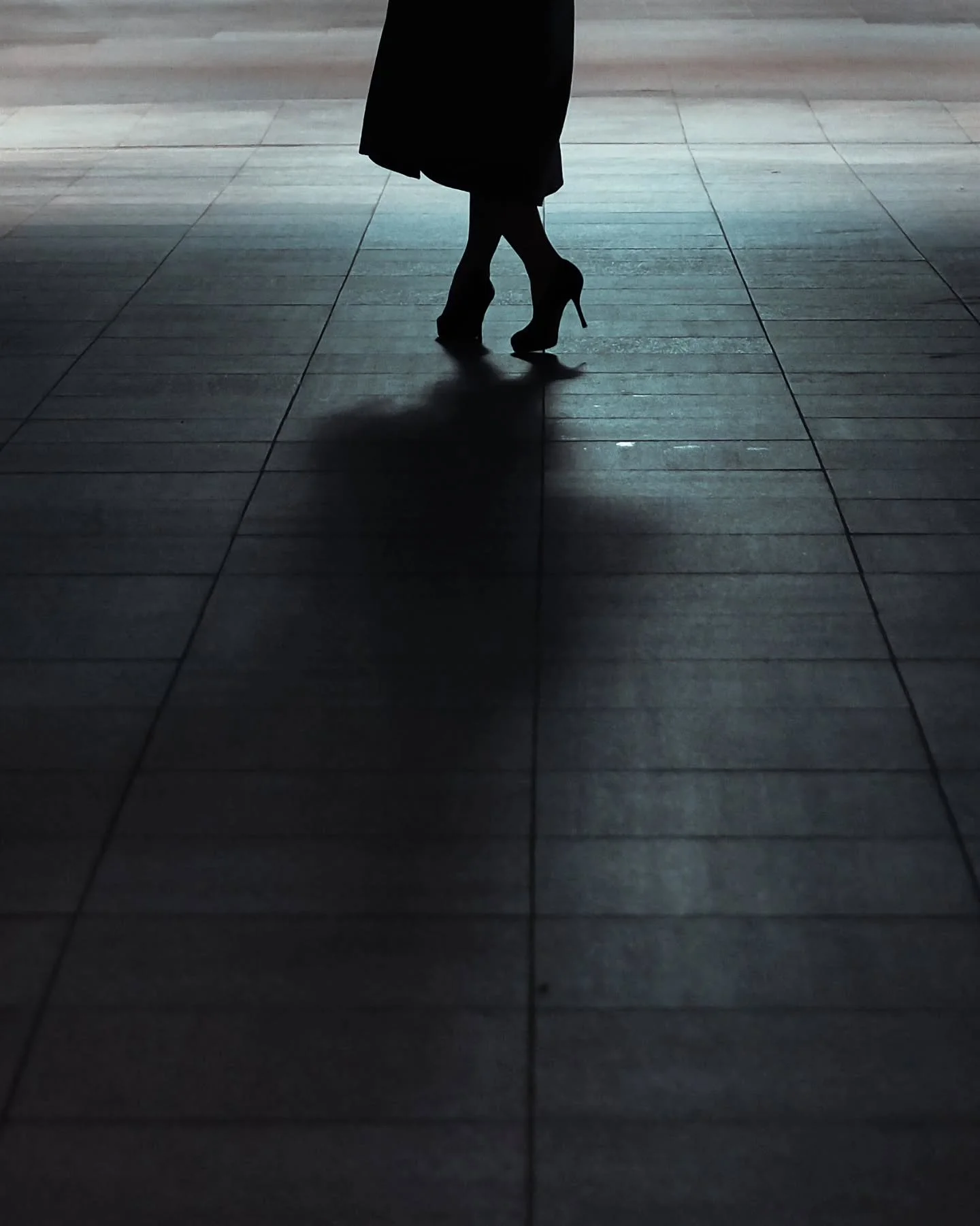 &quot;LOW LIGHT ESCAPADES&quot;... 1-7? London
Streetphotography

Do you want to step into the art of street photography? Book a workshop or find out more on my website. Link on my profile page or Google 🔎 &quot;Fujifilm School Mr Whisper&quot;