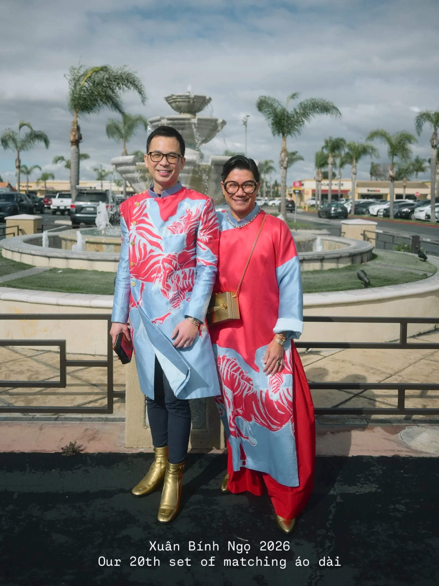 M&ugrave;ng Một Tết &mdash; First Day of Lunar New Year 🧧

By tradition, on M&ugrave;ng Một, we begin fresh. A new &aacute;o d&agrave;i. A clean spirit. A full heart.

It was a full, beautiful day for @kevindoesmenstyling , his family, and me.

&bul