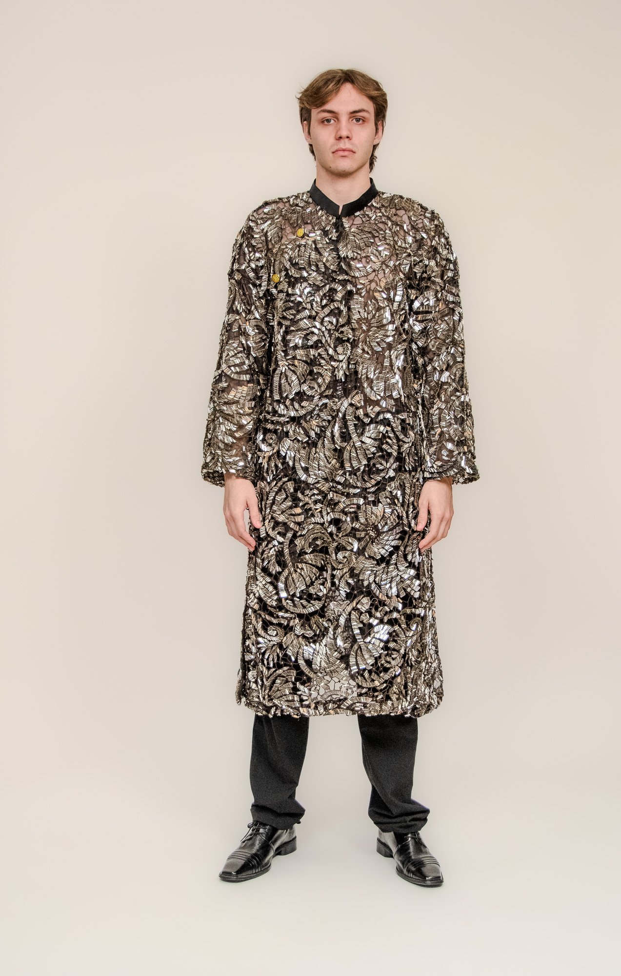 One-of-a-kind - Non-gendered - One-Size - Áo Dài Ngũ Thân - Metallic Silver Floral Motif Fully Beaded Lace