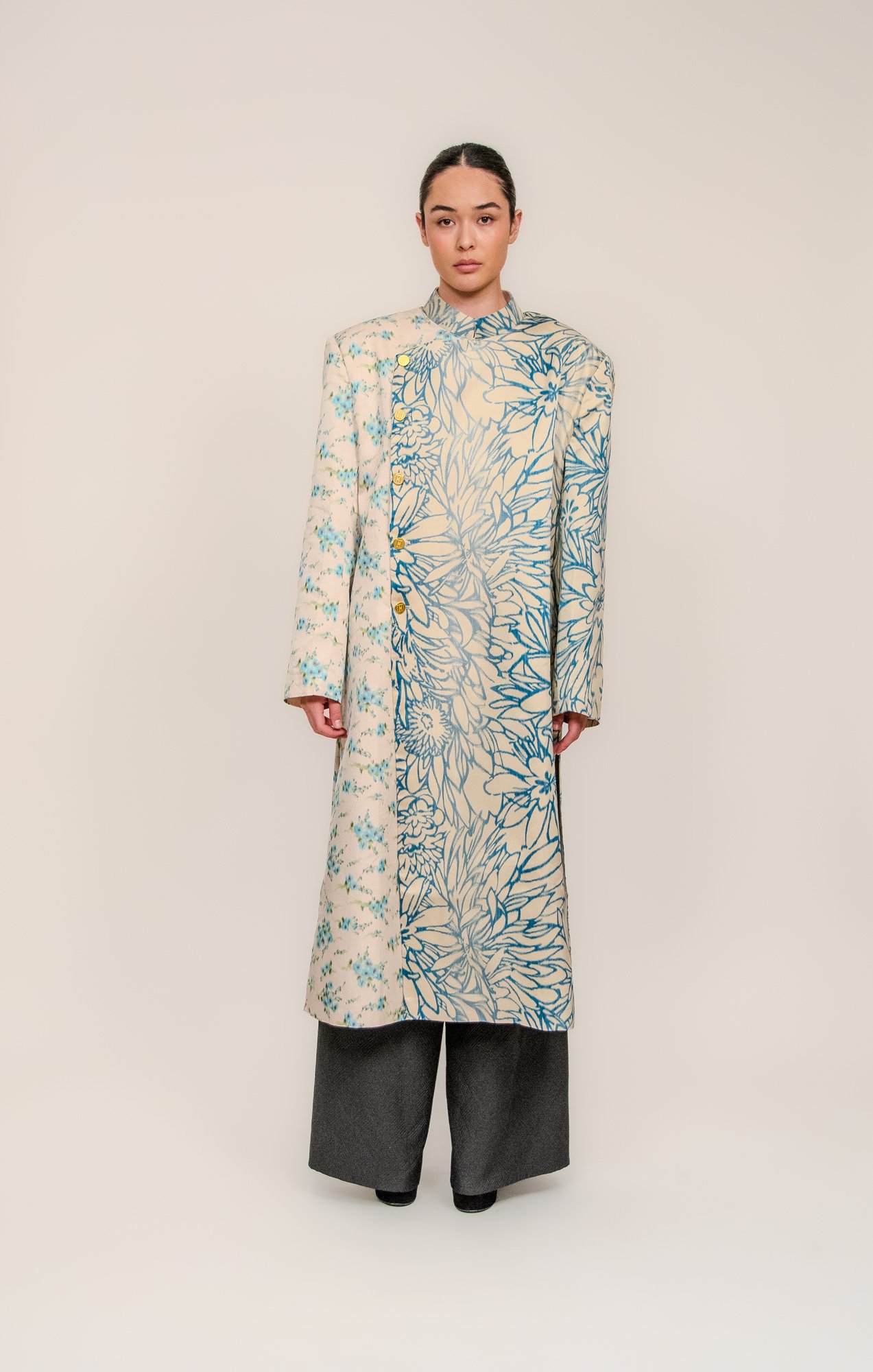 Non-gendered - Boyfriend Áo Dài Trench Coat - Blue Garden Silk Taffeta