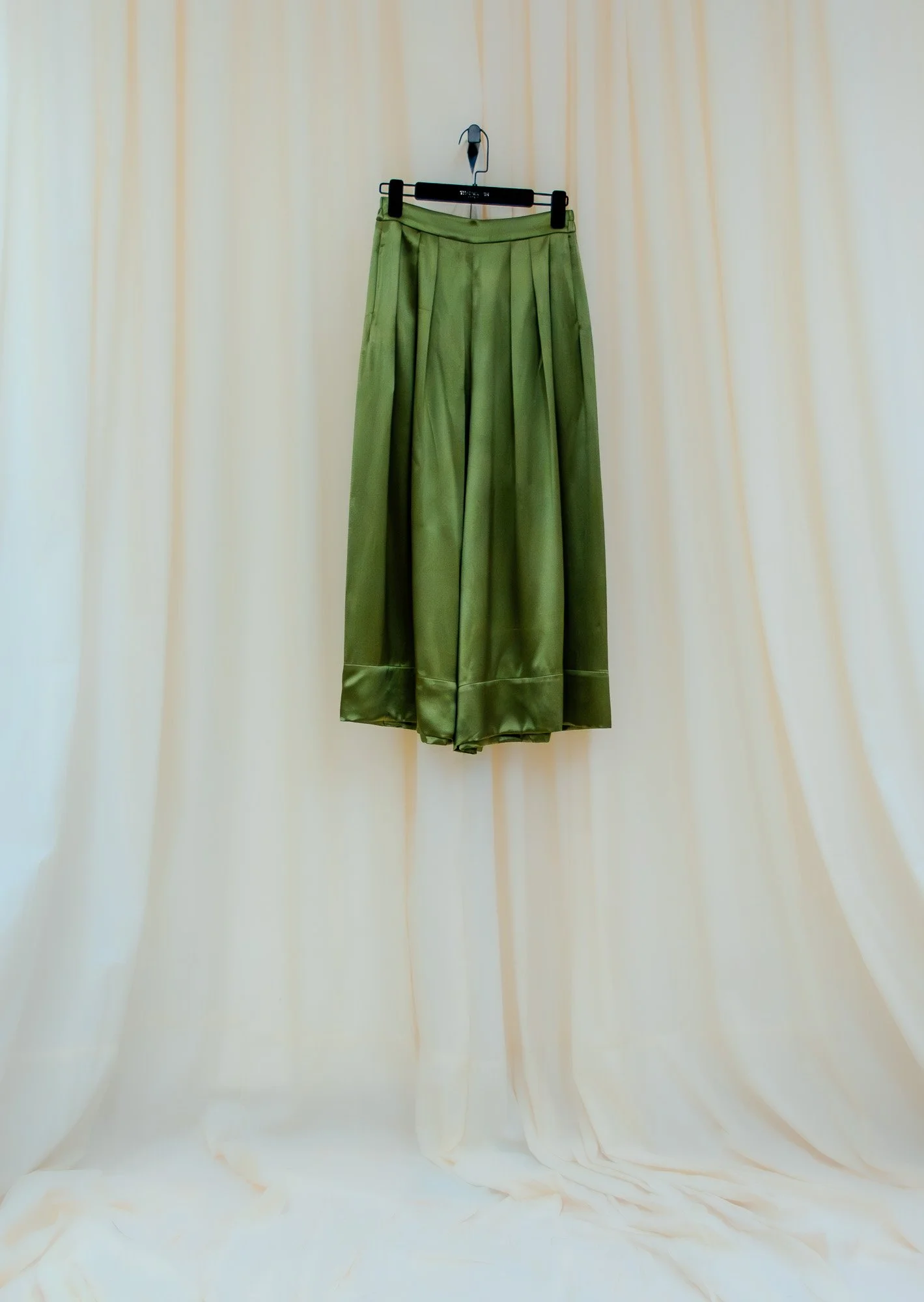 Non-gendered - Quần Ống Rộng - Wide Leg Pants - Moss Green Silk Charmeuse