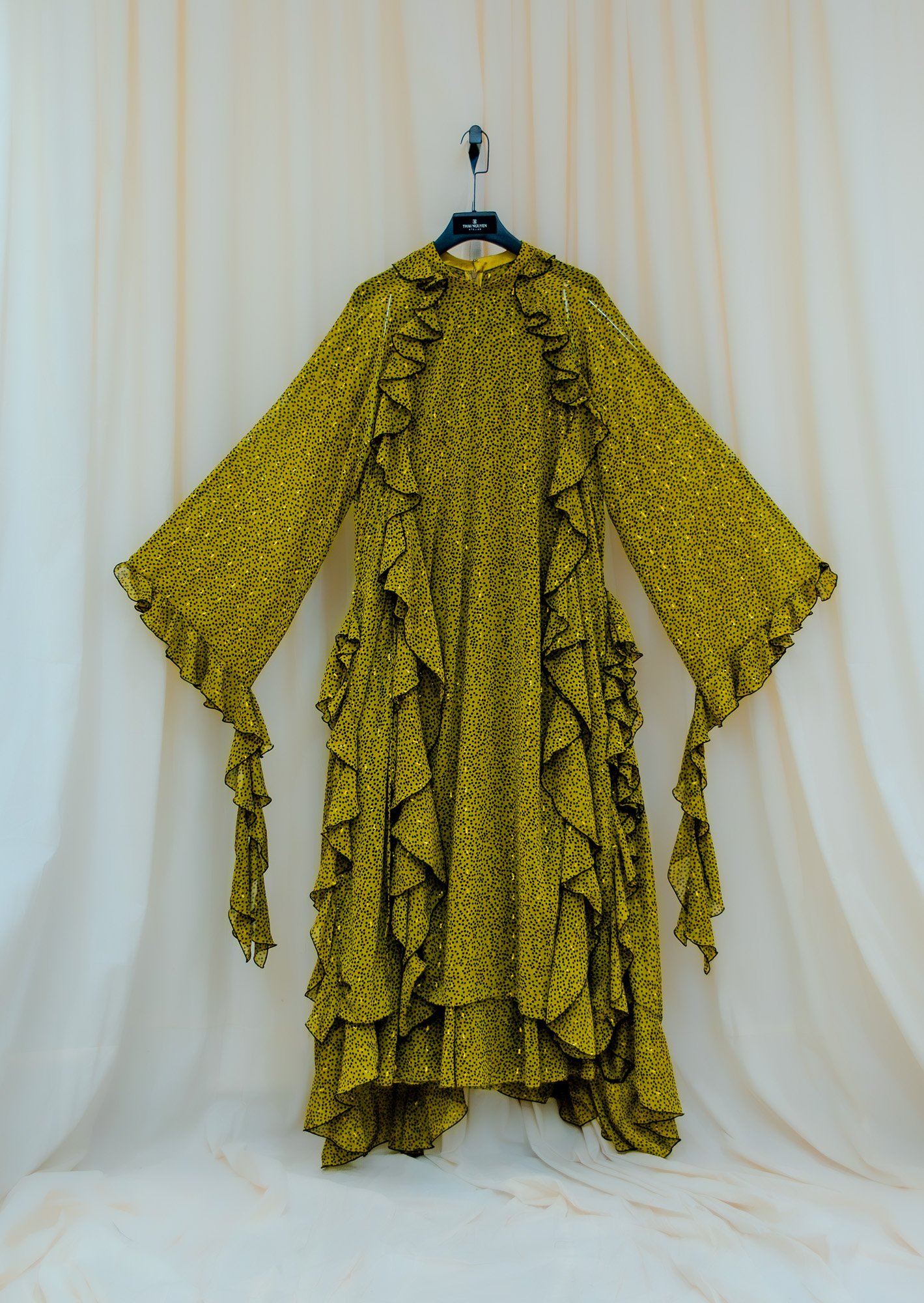 One-of-a-kind - Non-gendered - One-Size - Áo Dài Xuông - Metallic Gold Black Dot Printed Gorgette