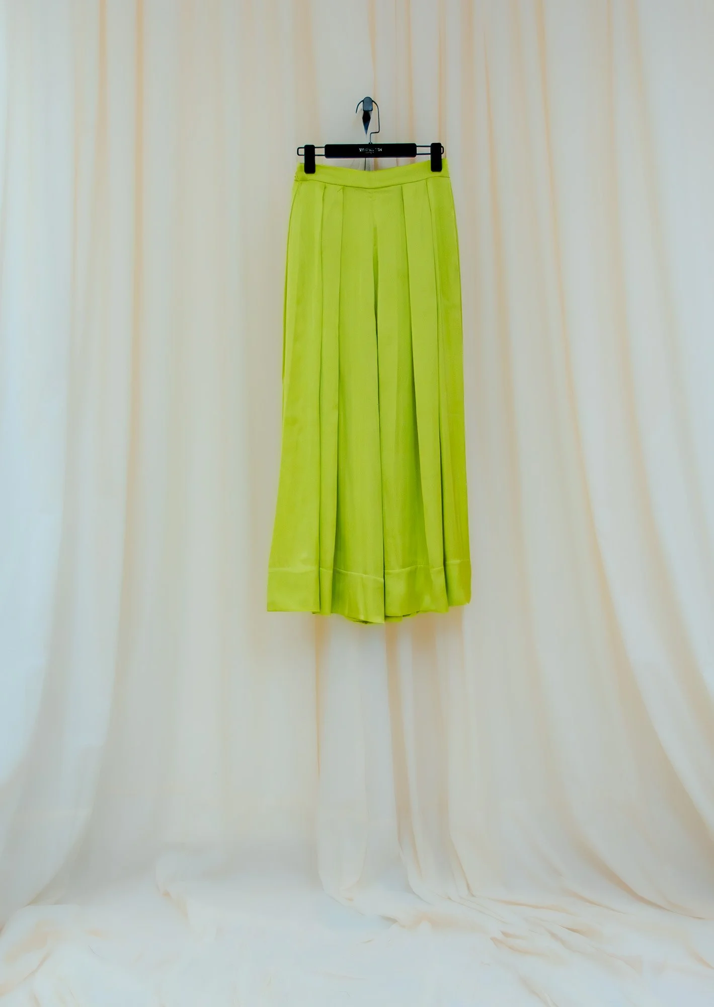 Non-gendered - Quần Ống Rộng - Wide Leg Pants - Chartreuse charmeuse