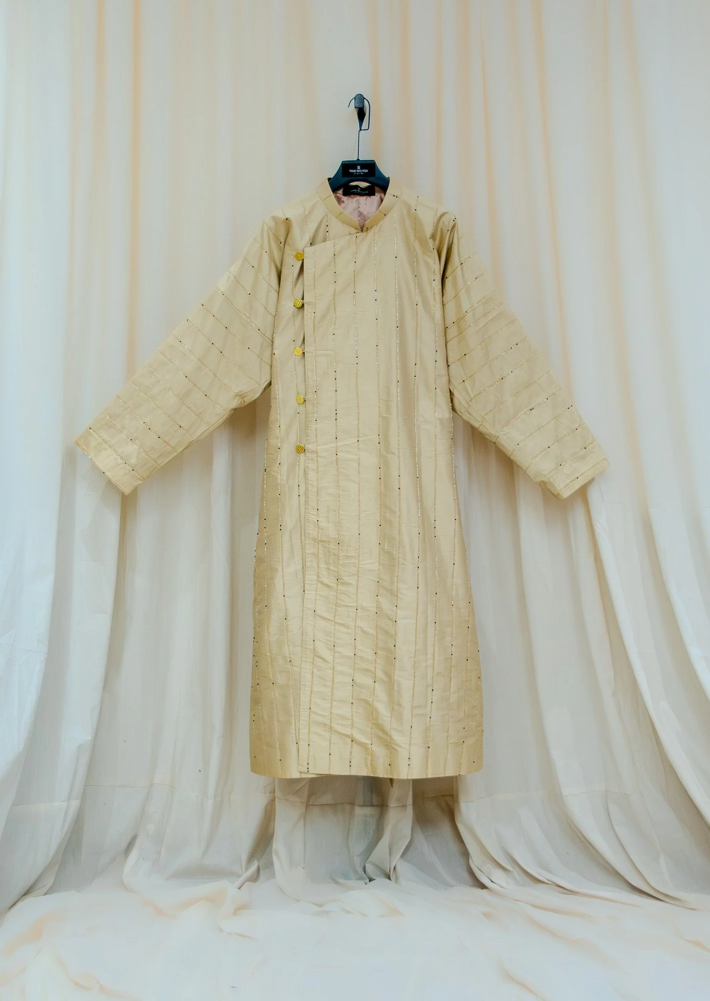One-of-a-kind - Non-gendered - One-Size - Áo Dài Ngũ Thân Trench Coat - Light Gold Beaded Silk Taffeta