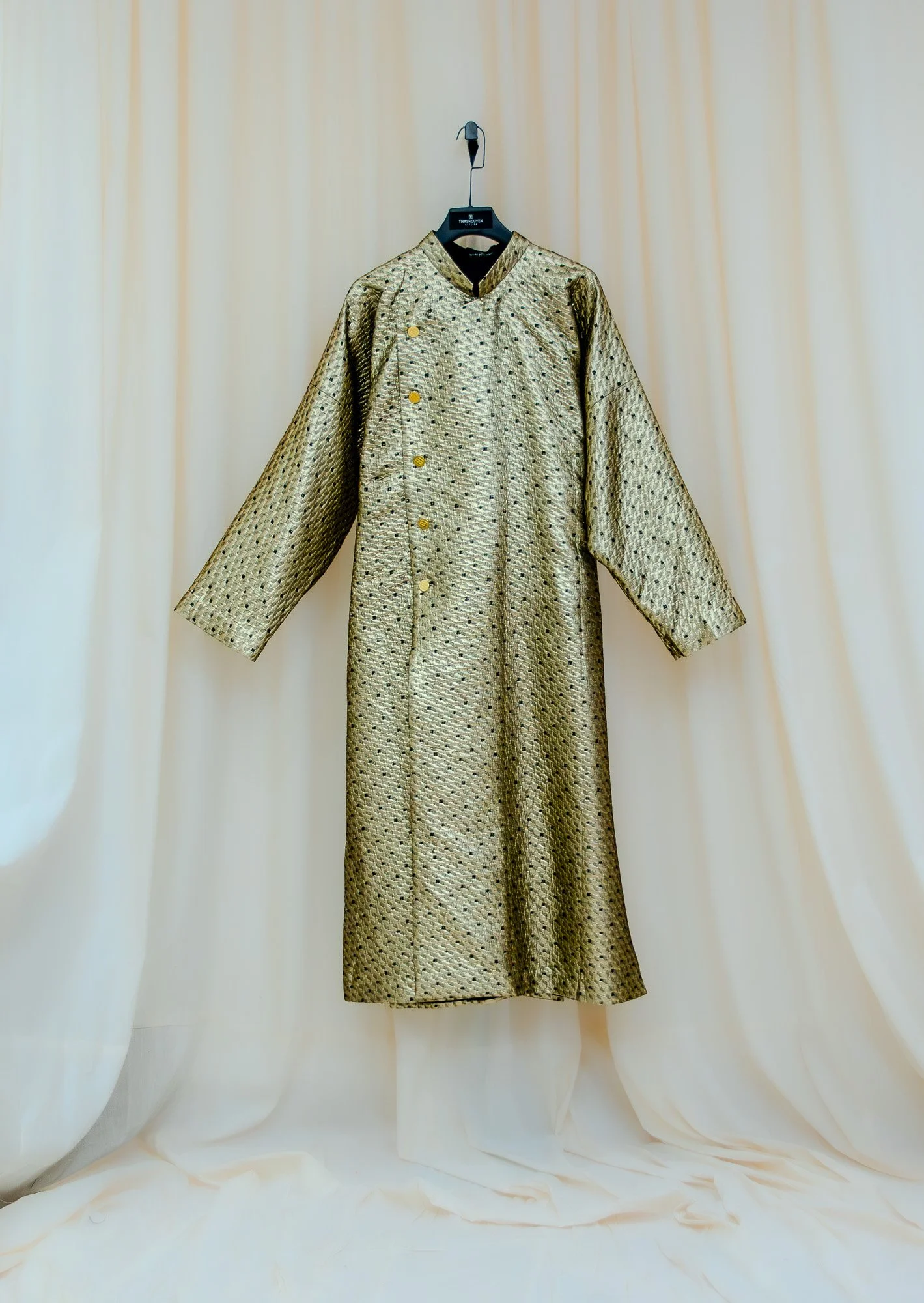 One-of-a-kind - Non-gendered - One-Size - Áo Dài Ngũ Thân Trench Coat - Metallic Gold Black Brocade