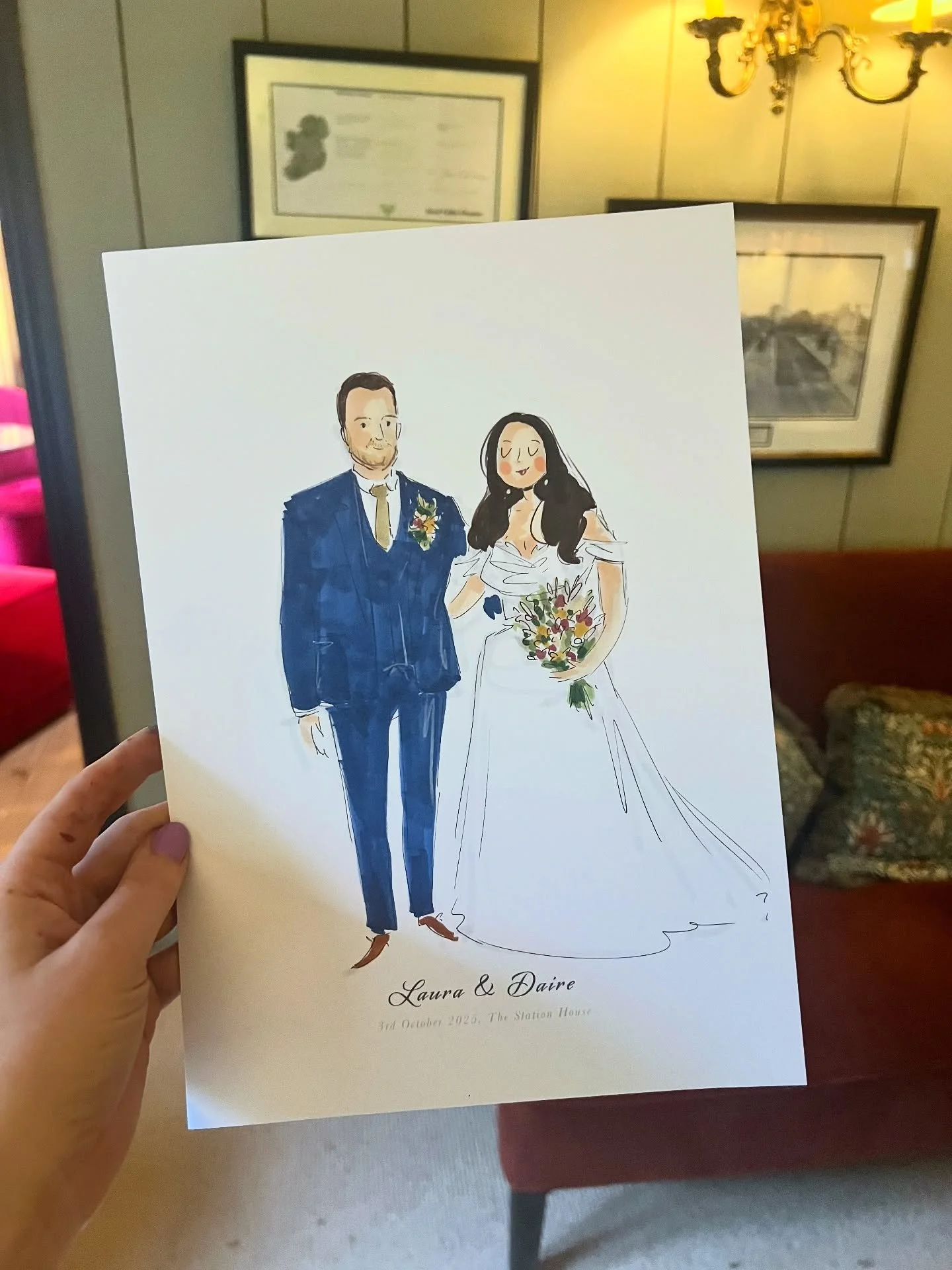Storm Amy ⛈️☔️🌀 &hellip; didn&rsquo;t dampen the spirits for Laura &amp; Daire&rsquo;s wedding day at @stationhh 🥰

#thestationhouse #liveguestportraits #theweddingillustrator  #weddingsinmeath