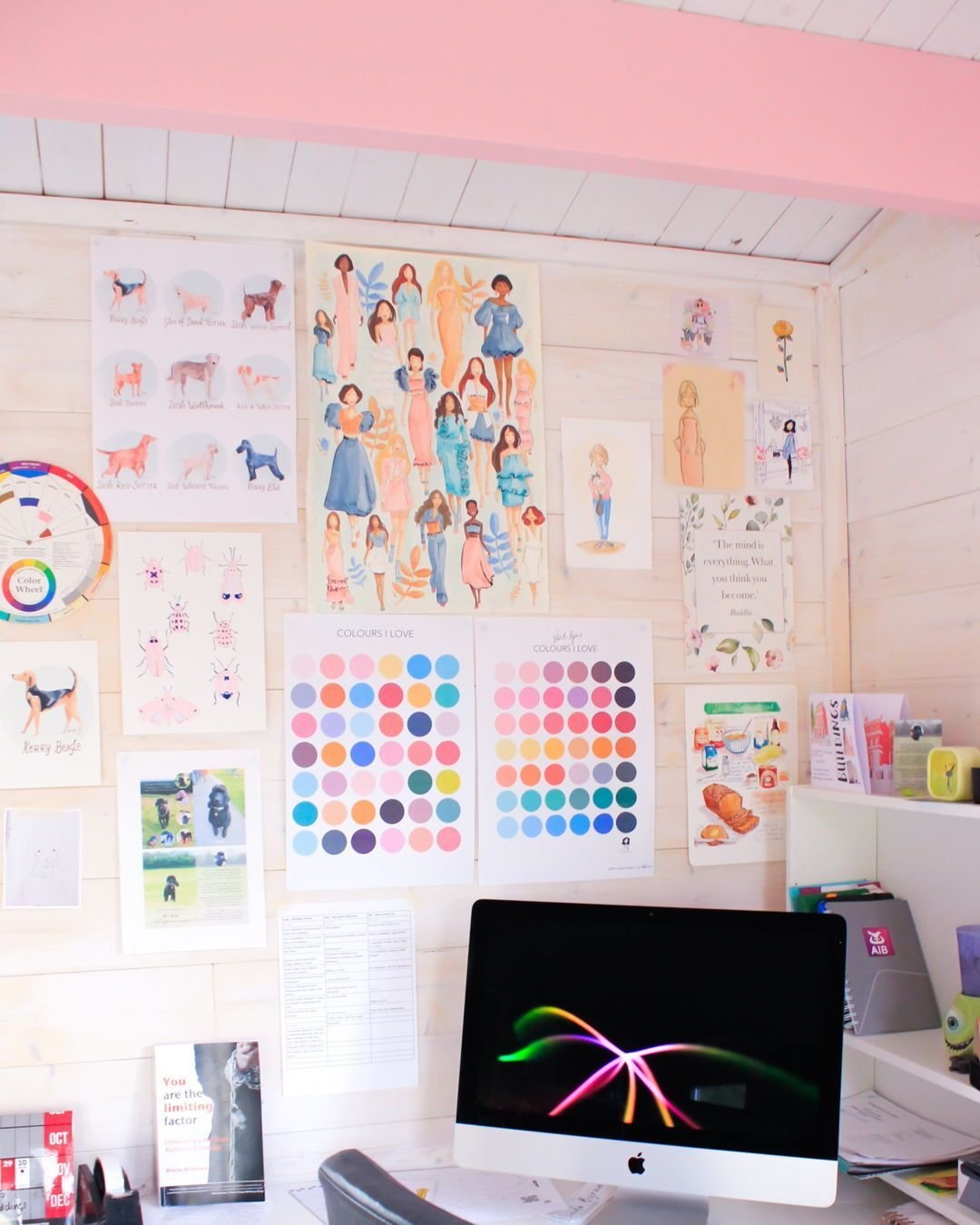 This is my happy place 🎨 A tiny teal dollhouse with pink beams inside, buried in paints and pencils, buzzing with creative chaos. I do get visitors sometimes&hellip; and just look at that pencil grip! ✏️💫 

#ArtistsOfInstagram #IllustrationDaily #S