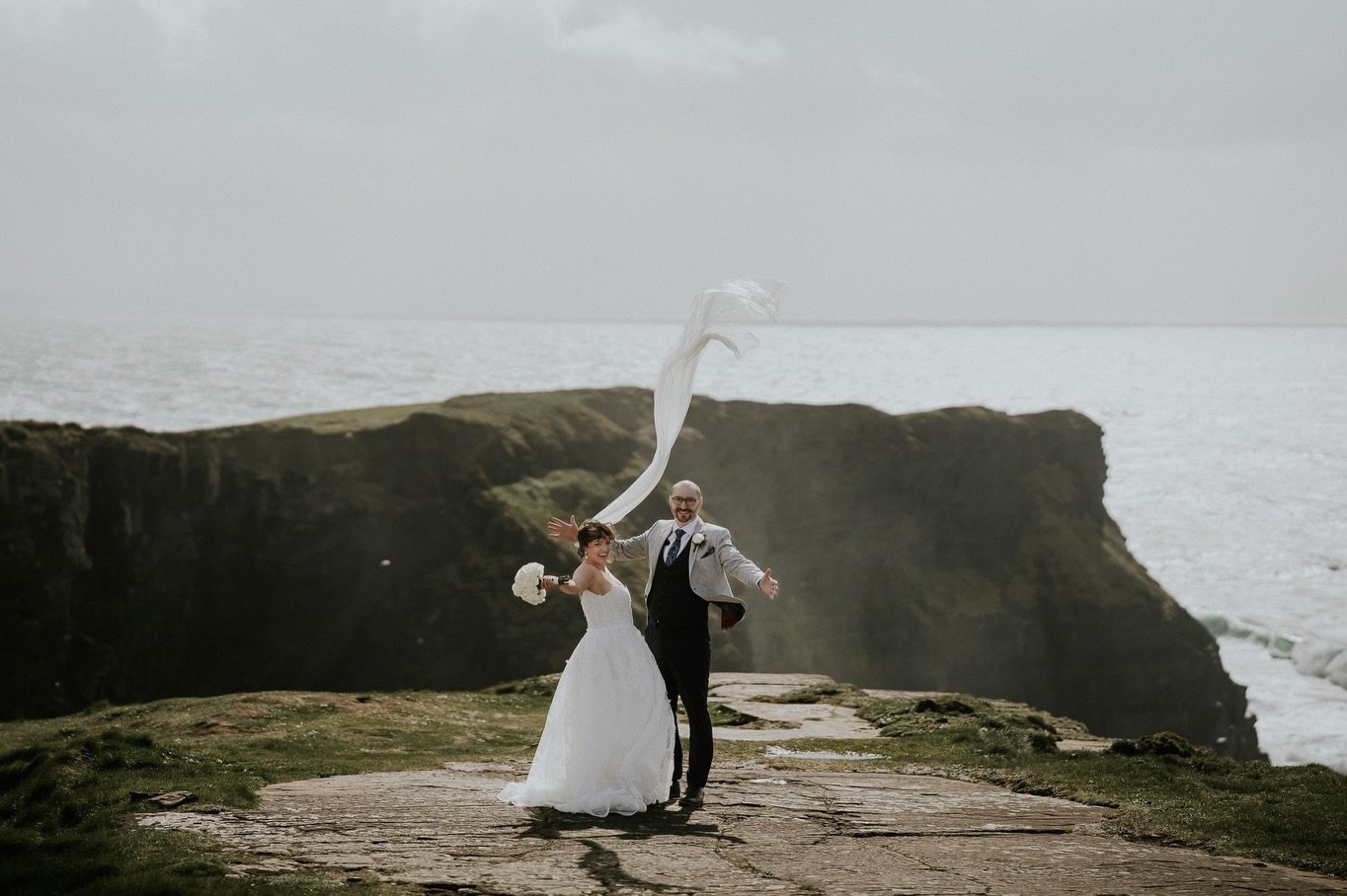 Ive literally been drawn to Co Clare recently (and I&rsquo;m not complaining cause I love it there!) On a blustery April day, Katie &amp; Mike said &ldquo;I Do&rdquo; in Doolin. 

A quick trip up to the Cliffs of Moher for some precious photos and fo