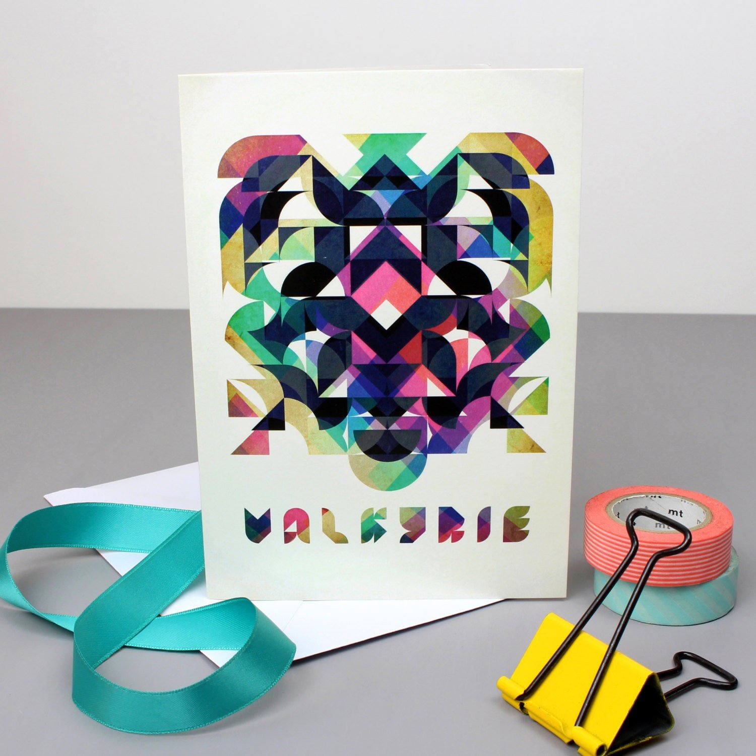 Greetings card with abstract pattern design
