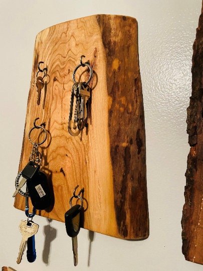 Live Edge Key Chain Holder | Stumps Custom Wood
