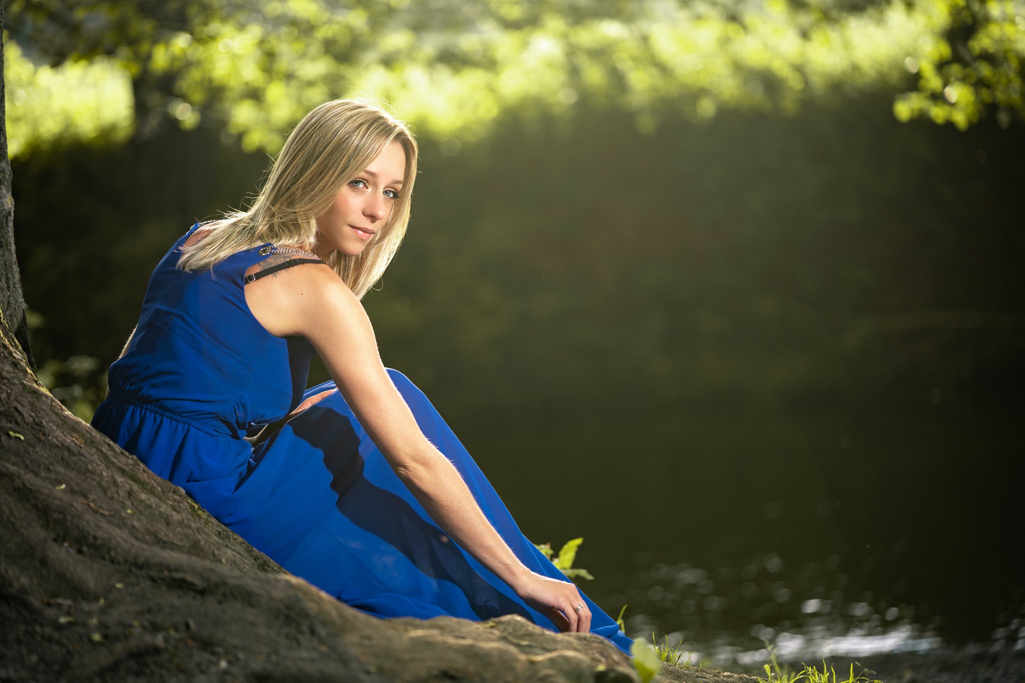 portrait of a blond women in the park