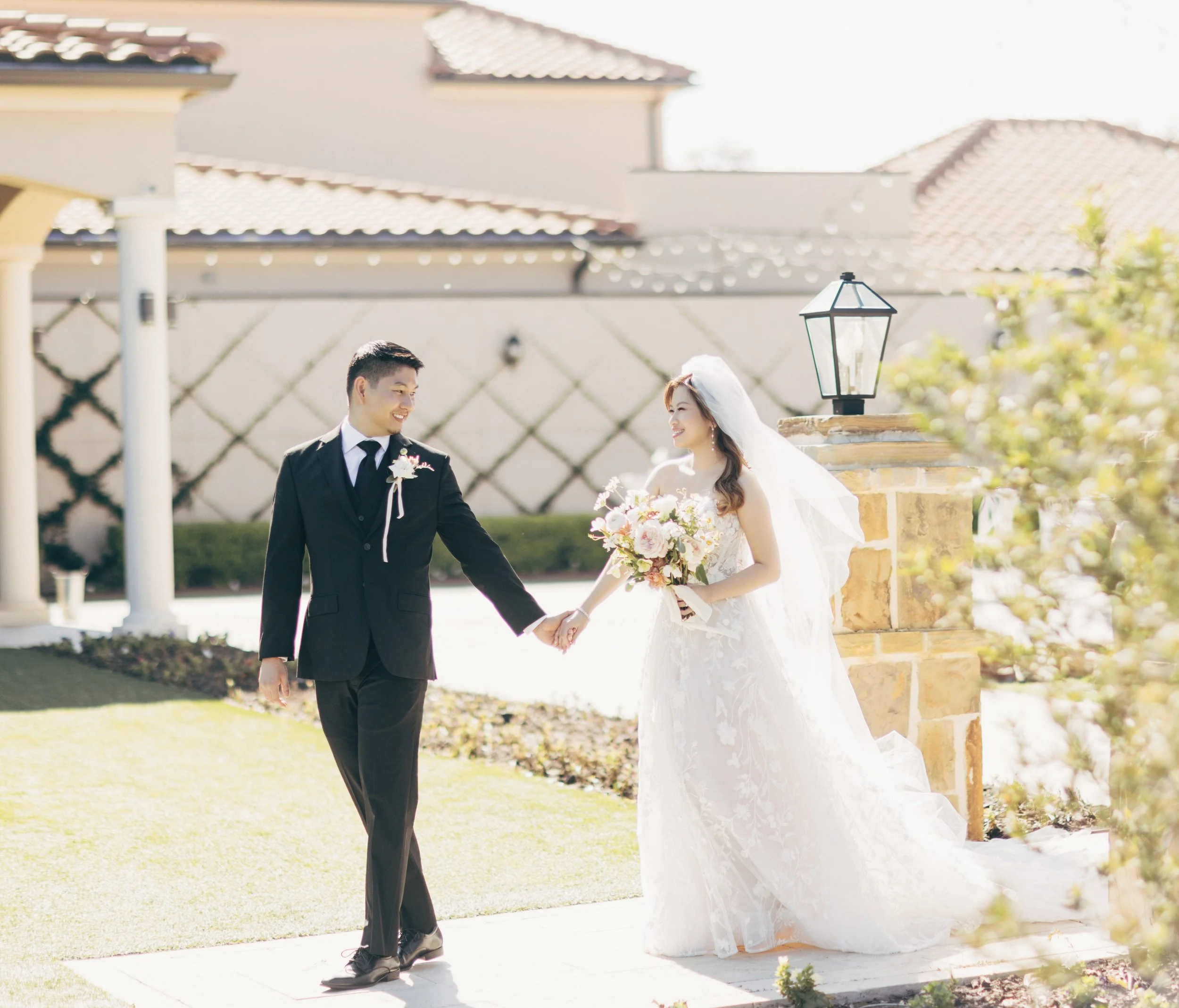 Monarch & Marigold Studio || Destination + Dallas-Ft. Worth Wedding Florist || McKinney, TX || D'Vine Grace