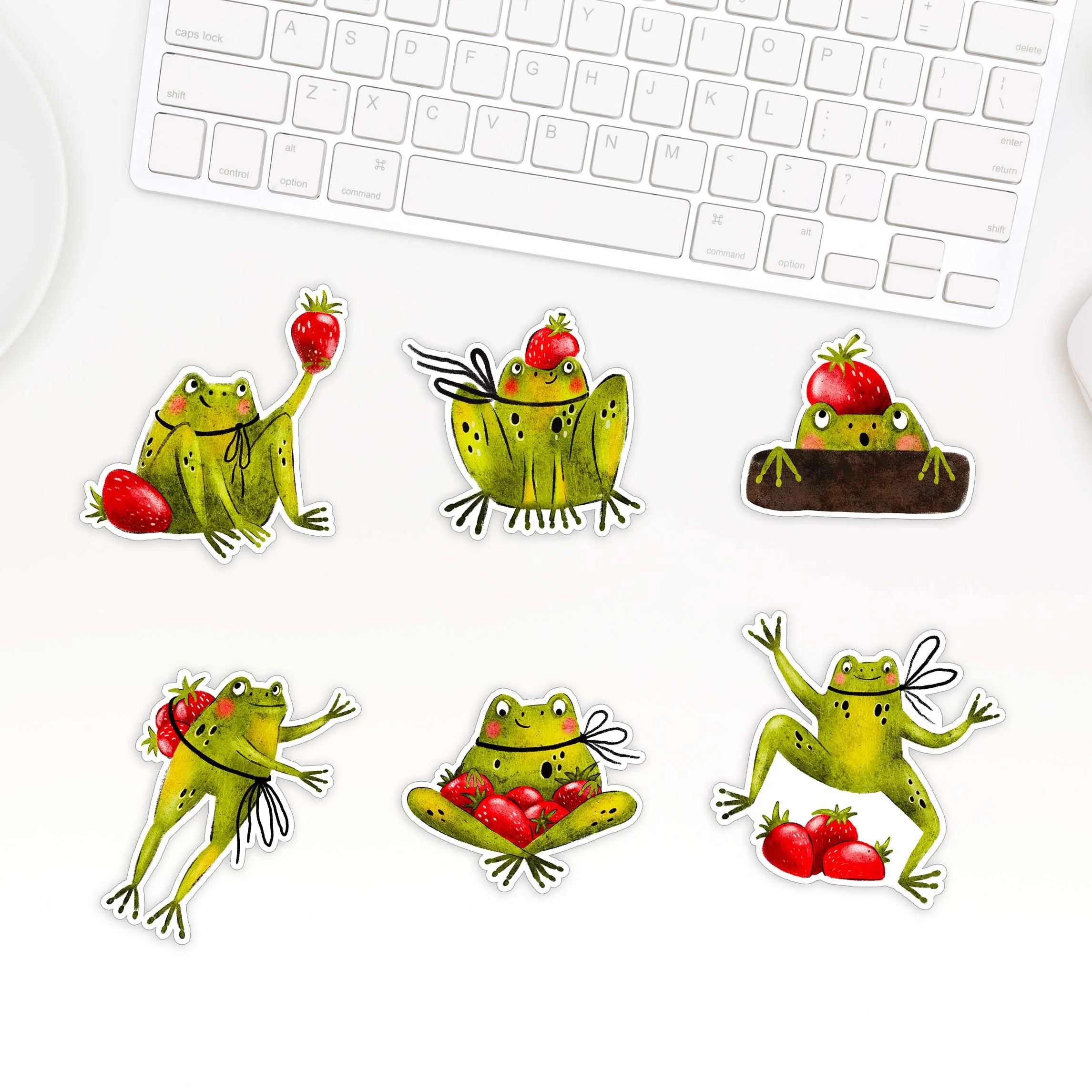 DC-113 strawberry frogs etsy.jpg