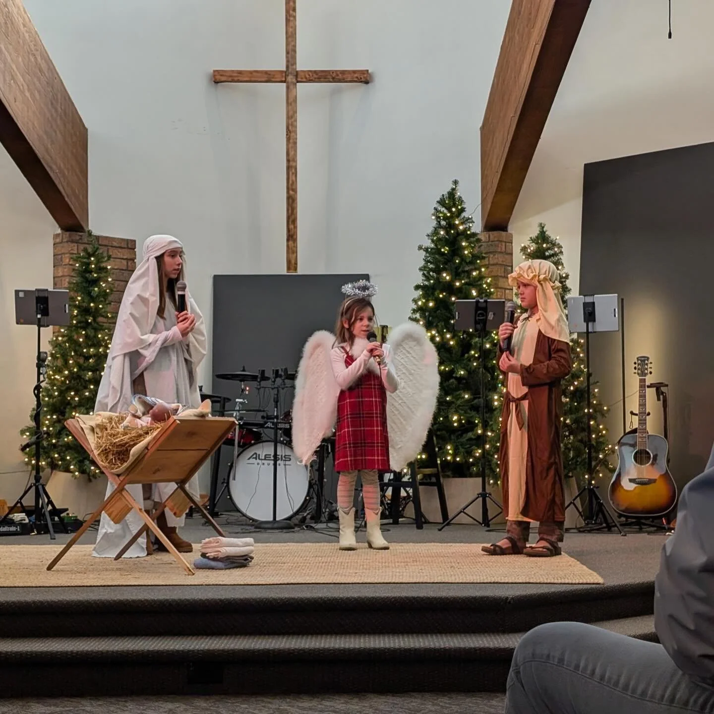 Joy To The World! The Lord Is Come!
We had an amazing day celebrating Jesus&rsquo; birth together as a church family! Worship through song, dance, spoken word, and silly fun followed by a wonderful party with food, friends, and even Gingerbread house