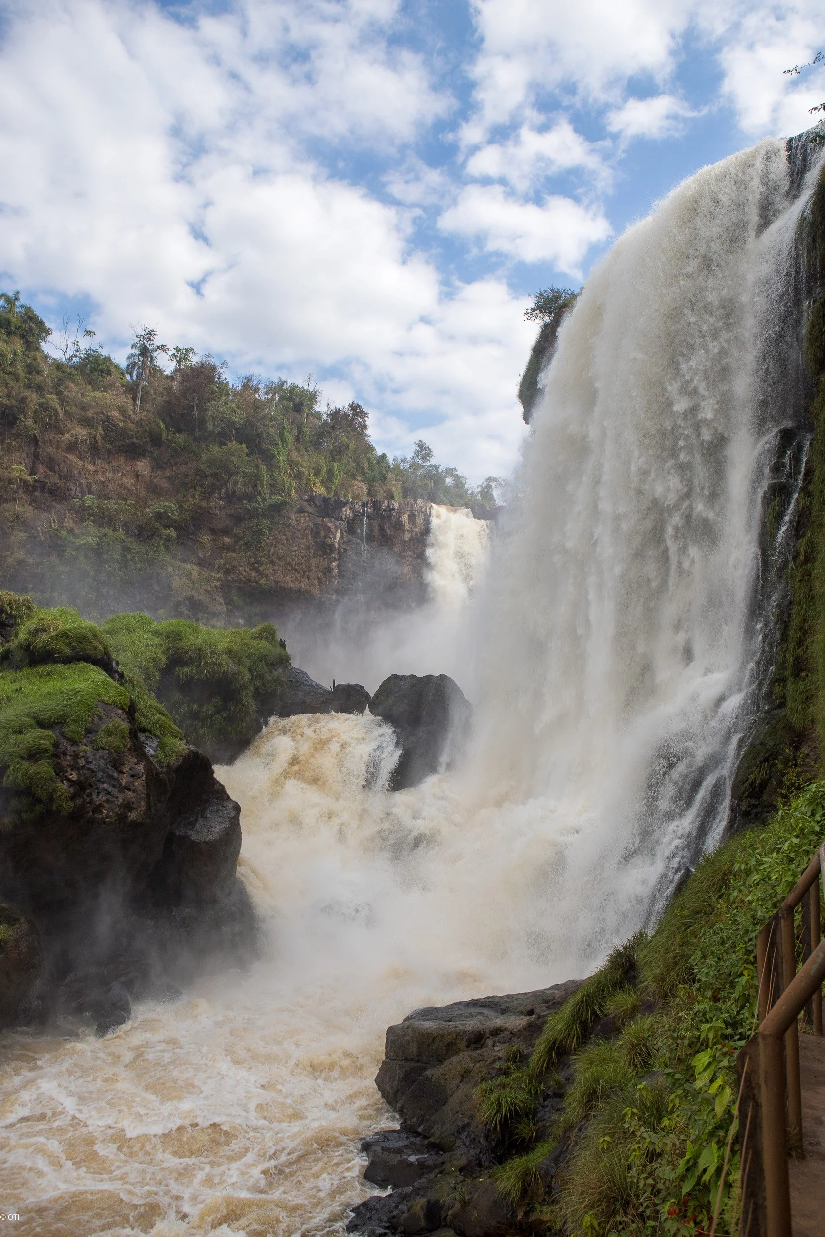 Monday Falls in Ciudad del Este, Paraguay